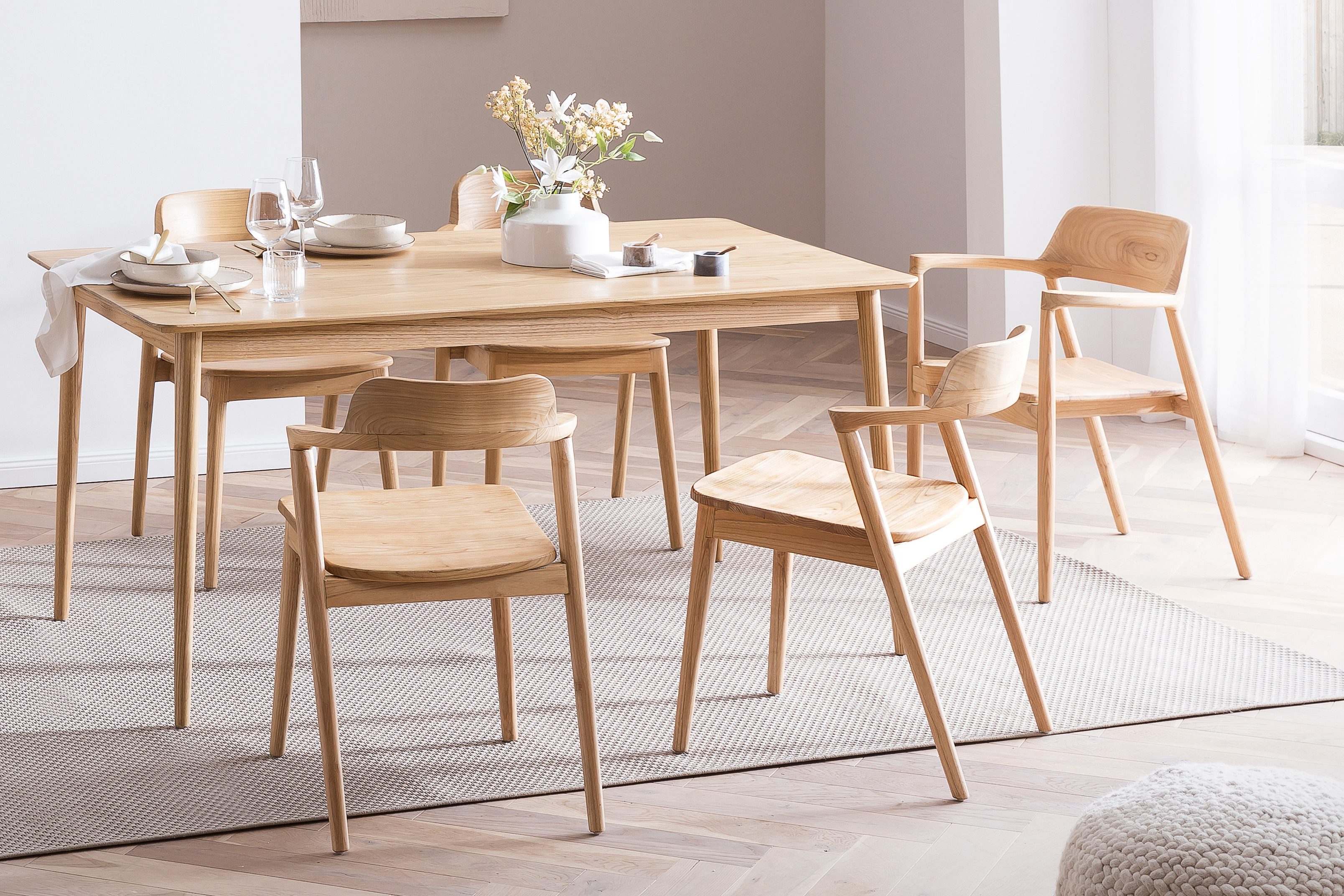 SIT Esstisch, mit sichtbarer Maserung