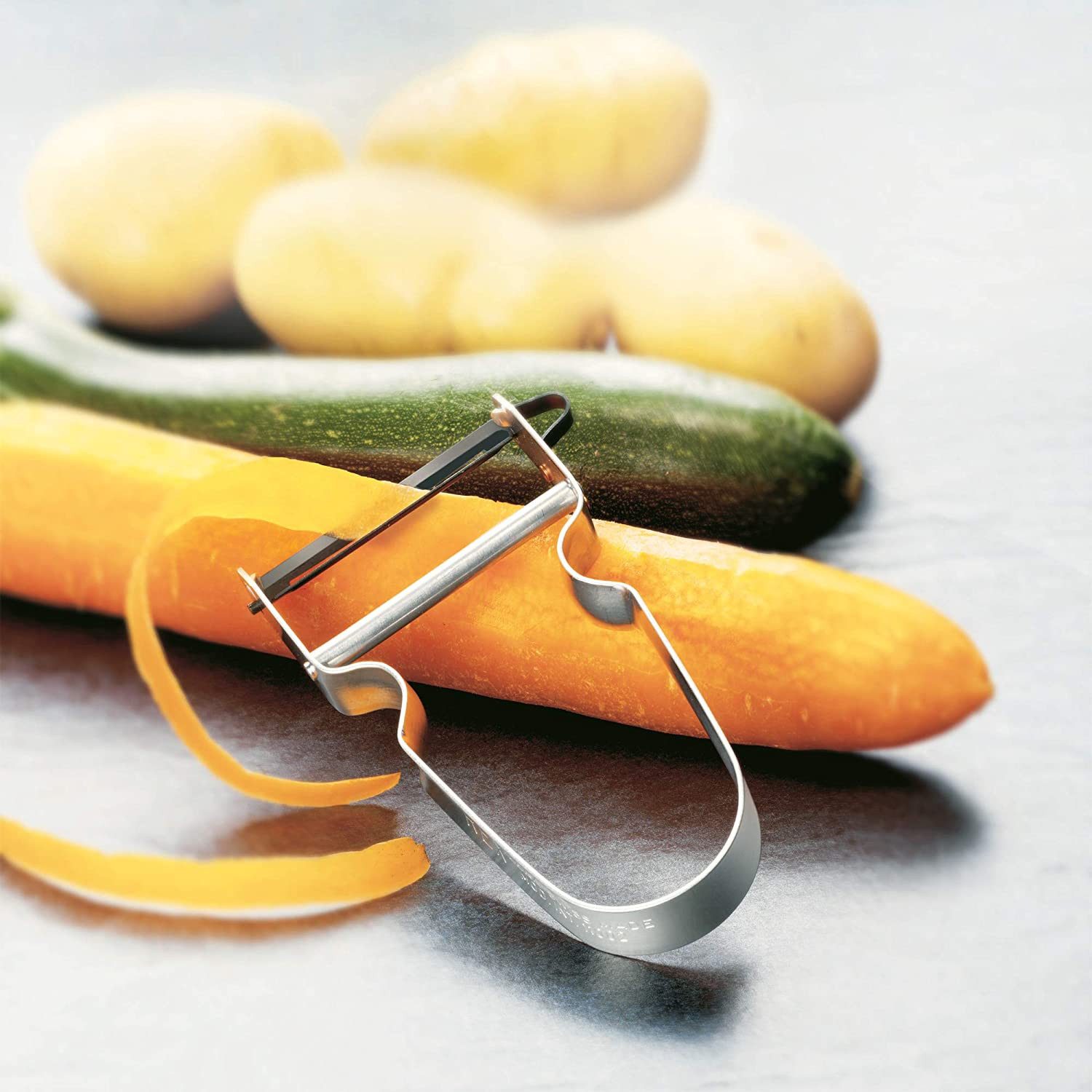 Victorinox Spargelschäler Sparschäler REX mit Aluminiumgriff, ideal für Gemüse und Obst, Ergonomisches Design, langlebig, leicht zu reinigen