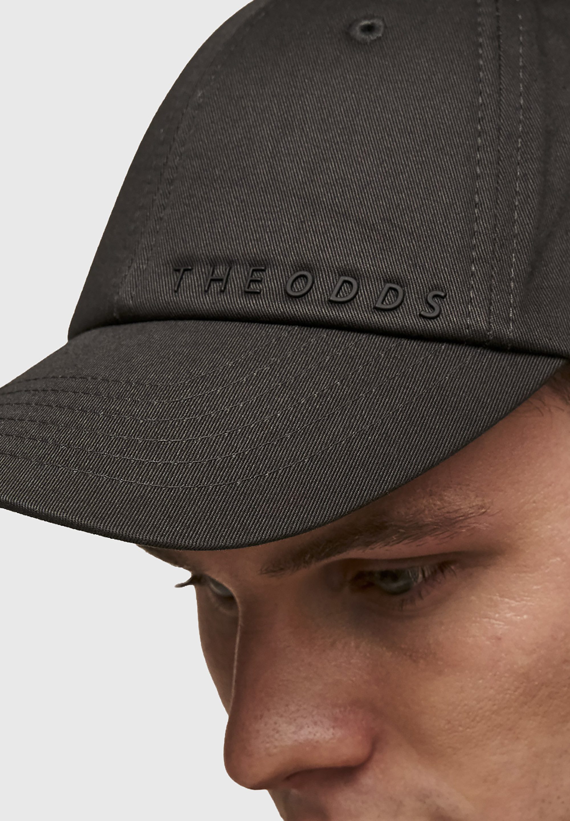 Beanie Baseball Cap / alphabet