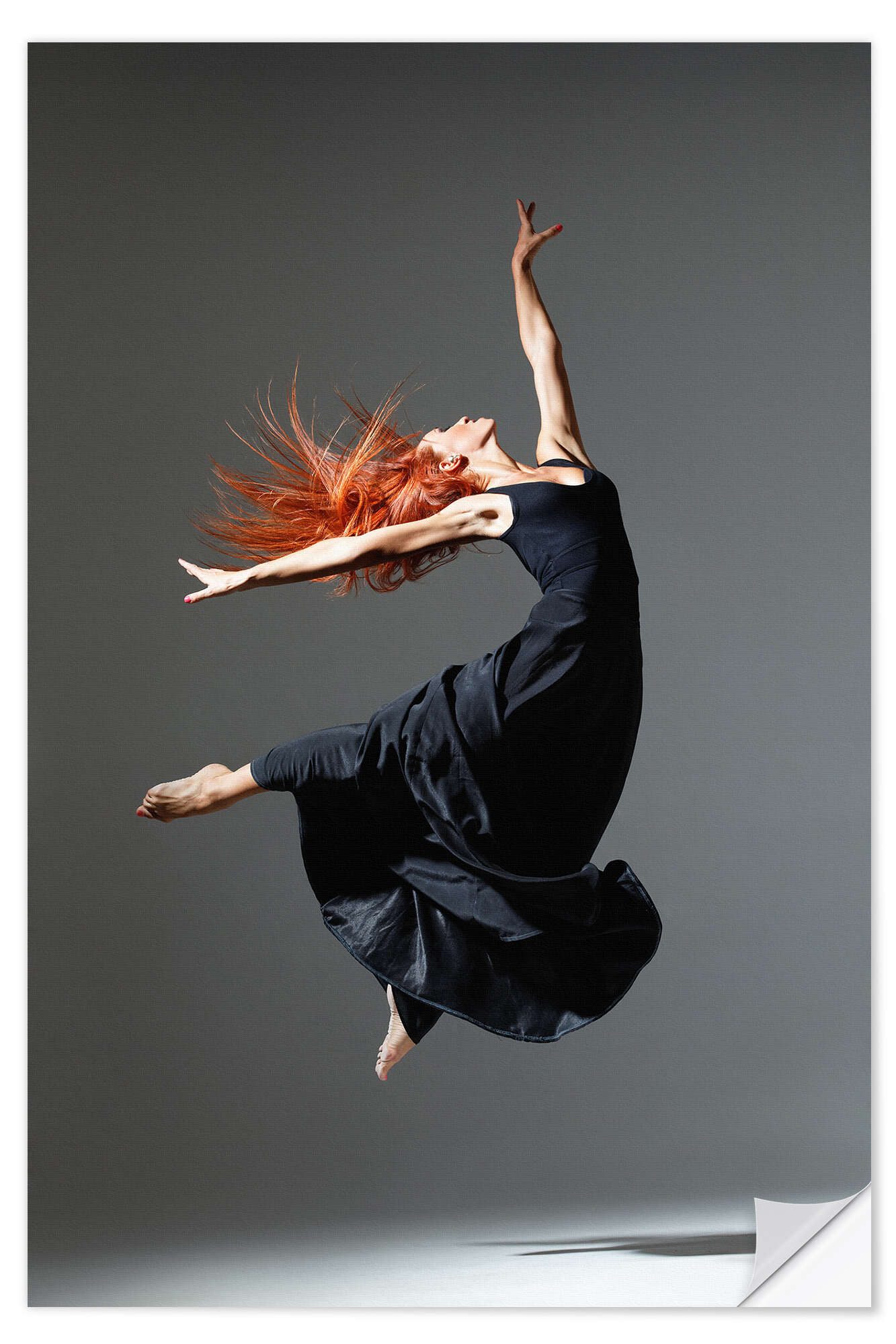 Posterlounge Wandfolie Editors Choice, Tänzerin mit roten Haaren, Fitnessraum Modern Fotografie