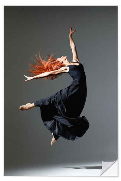 Posterlounge Wandfolie Editors Choice, Tänzerin mit roten Haaren, Fitnessraum Modern Fotografie