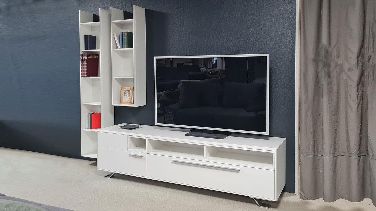 Möbel Akut Wohnwand Wohnwand Light Line 5 weiß matt Lack TV-Board und Hängeregale, (3-St)