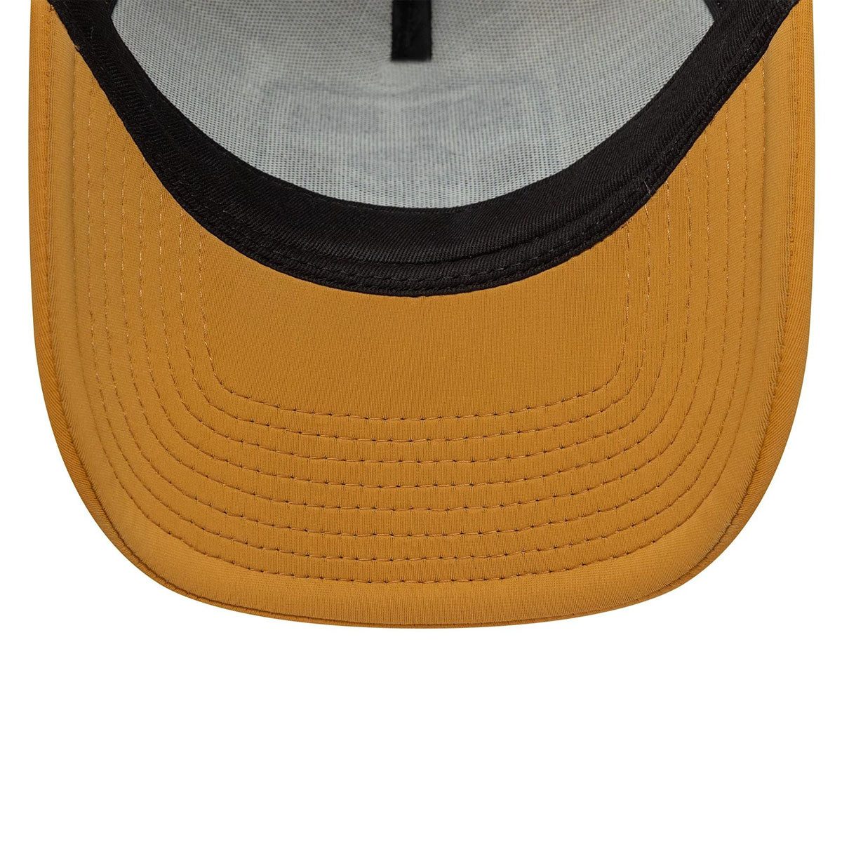 New Era Trucker Cap 9FORTY Graphic Patch