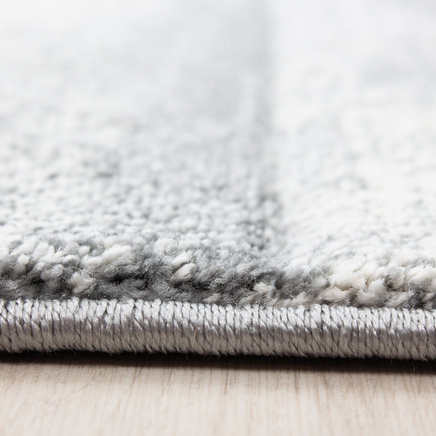 SIMPEX24 Teppich Kariert Design, Rechteckig, Höhe: 13 mm, Designer Wohnzimmer Teppich Kurzflor Konturenschnitt Kariert Design