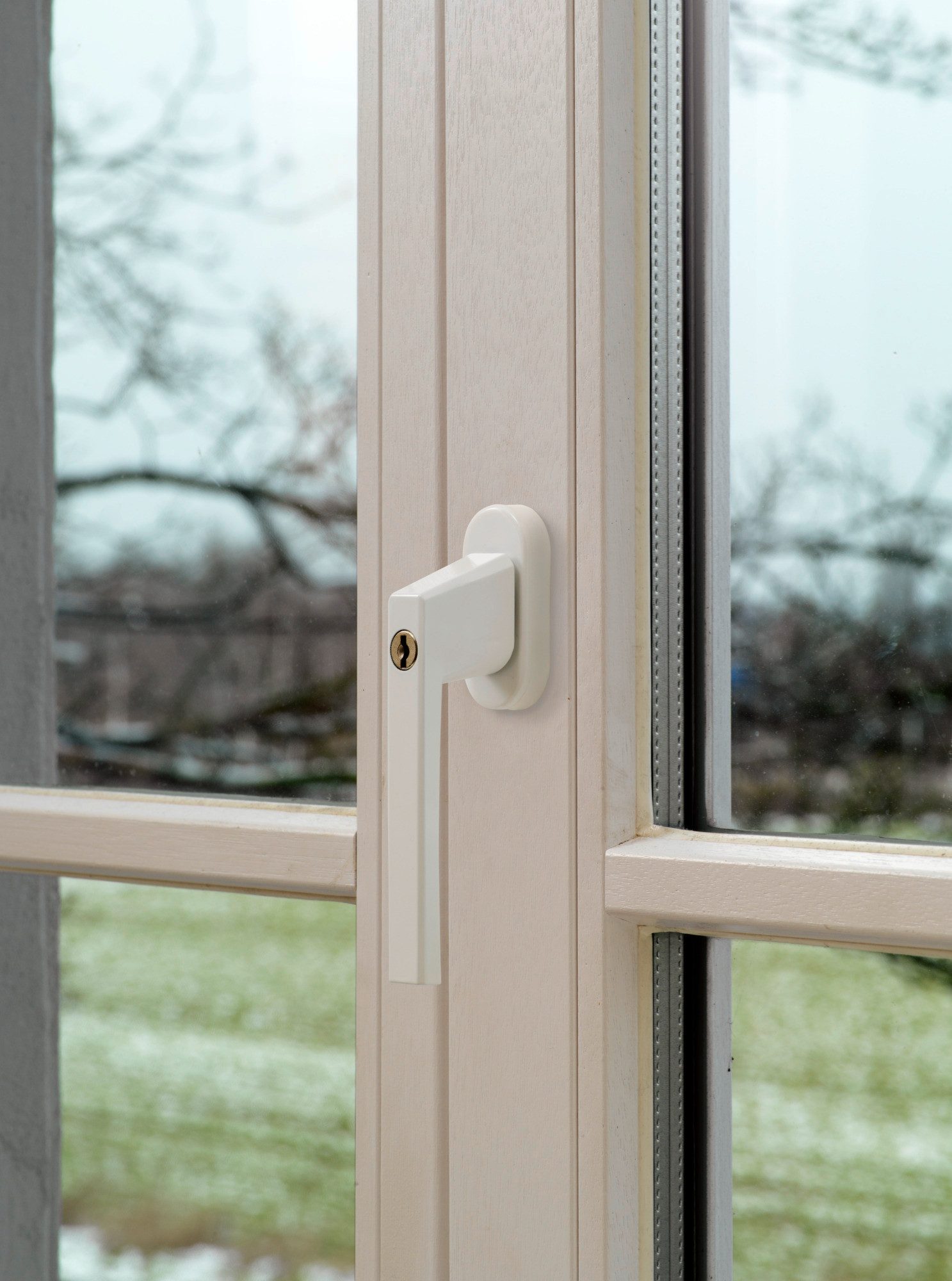 ABUS Fenstergriff Abschließbarer Fenstergriff FG110 gl. mit Druckzylinder, 5er Set, Weiß, Inkl. Wendeschlüssel und Montagematerial. Als Kindersicherung geeignet