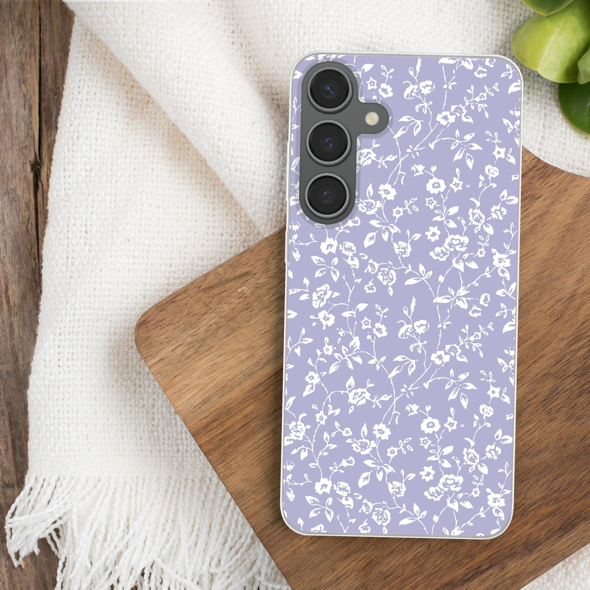 MuchoWow Handyhülle für Samsung Galaxy S24 Plus Florales Muster - Lila - Weiß - Blumen, Phone Case, Silikon, Schutzhülle Dünn
