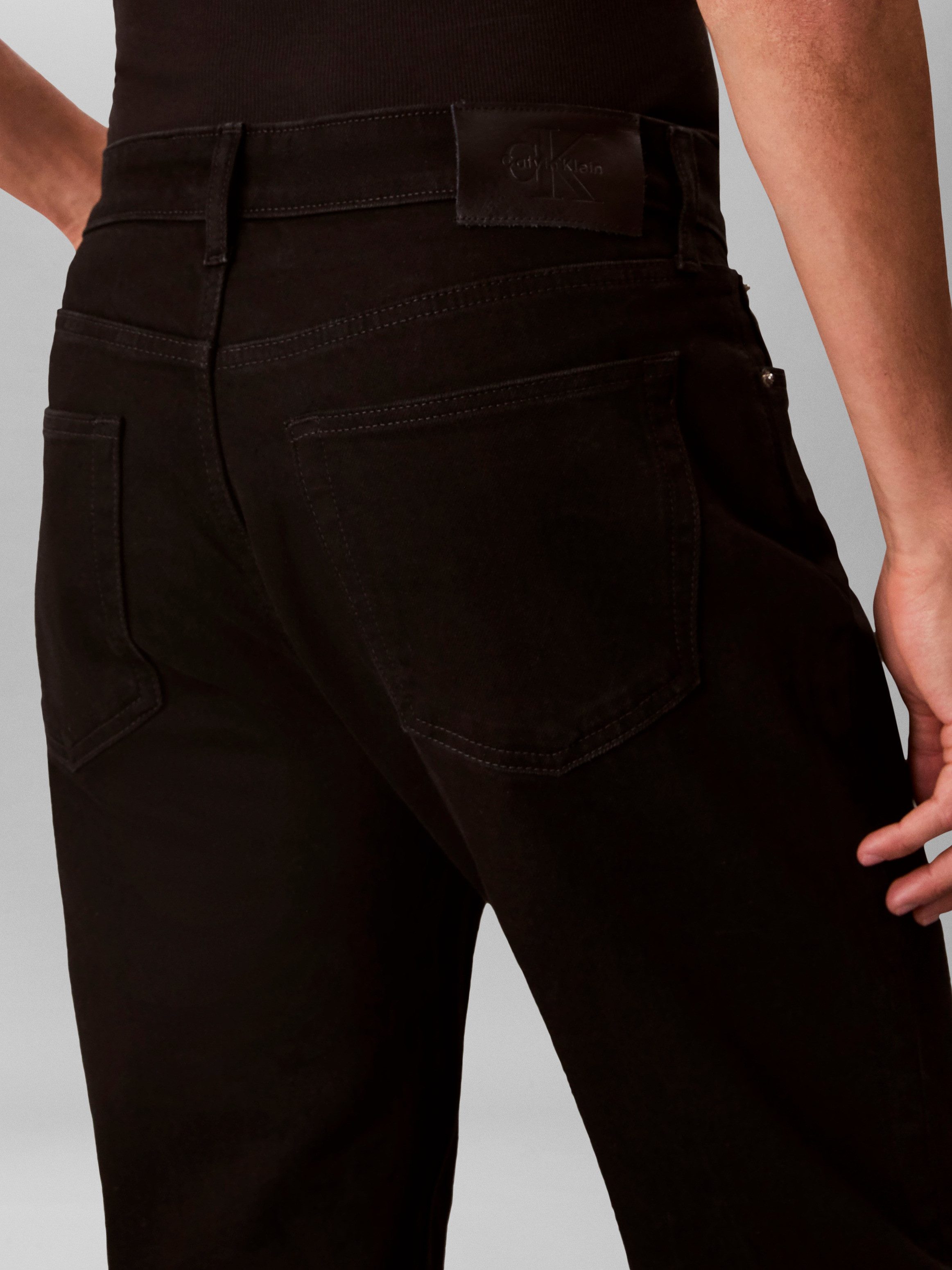 Calvin Klein Jeans Slim-fit-Jeans SLIM TAPER mit Markenlabel – Bild 3 von 5