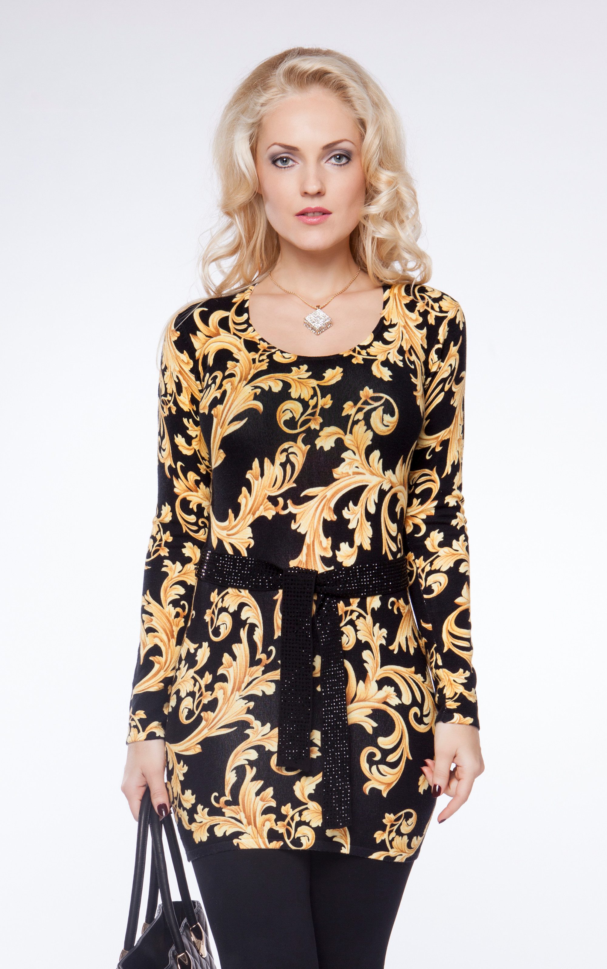 Stricktunika in Schwarz mit goldenem Ziermotivdruck und elegantem Strassgürtel