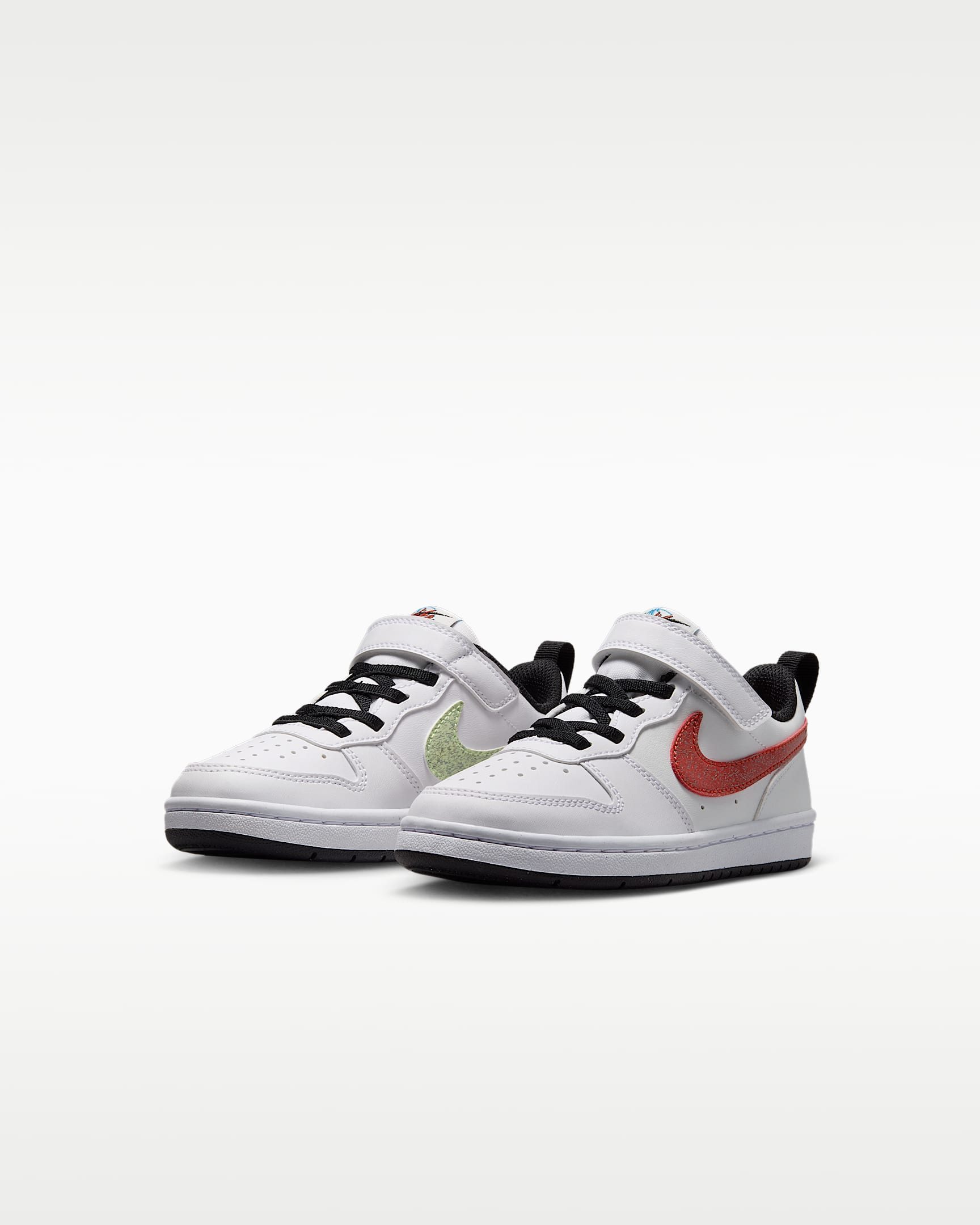 Nike Sportswear COURT BOROUGH LOW WIN (PS) Sneaker (für Kinder) Design auf den Spuren des Air Force 1