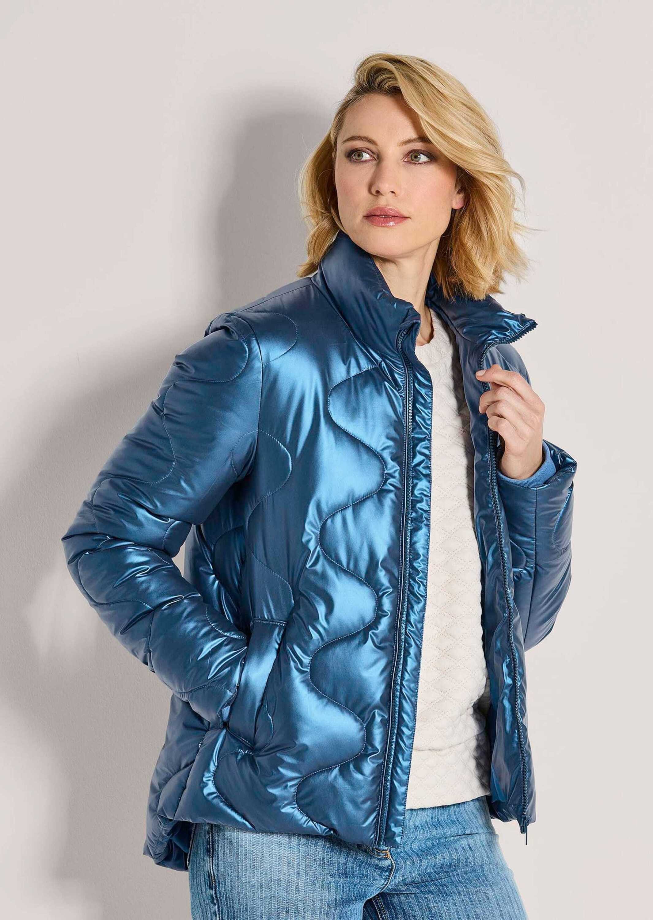 MADELEINE Outdoorjacke Glänzende Winterjacke mit Kapuze Schimmernde Steppun günstig online kaufen