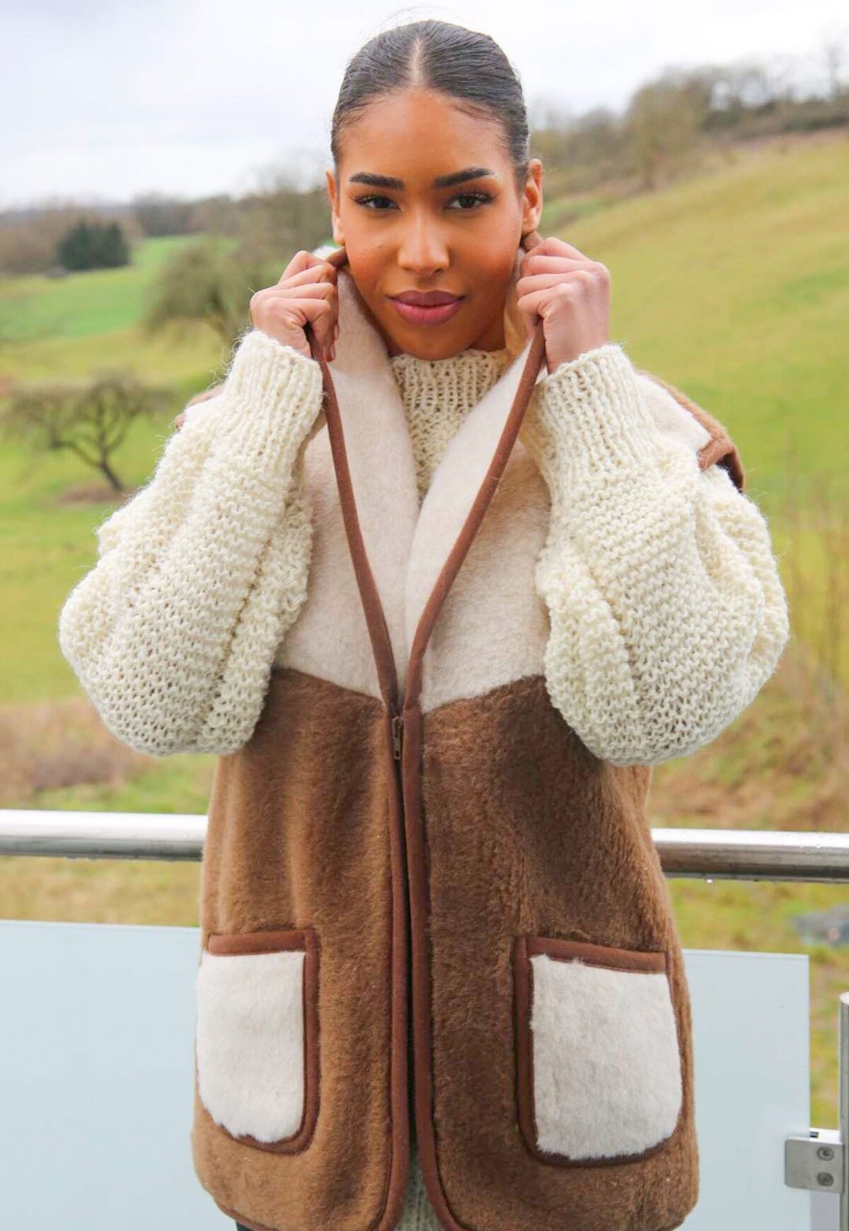 Hollert Fellweste Wollweste Como Beige Beige/Braun Unisex Merinowolle