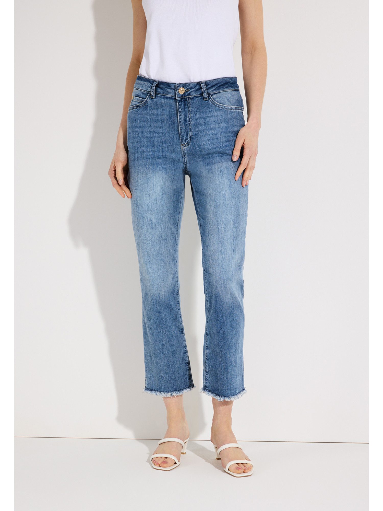 MORE&MORE Regular-fit-Jeans coole, verkürzte Jeans, Fransensaum