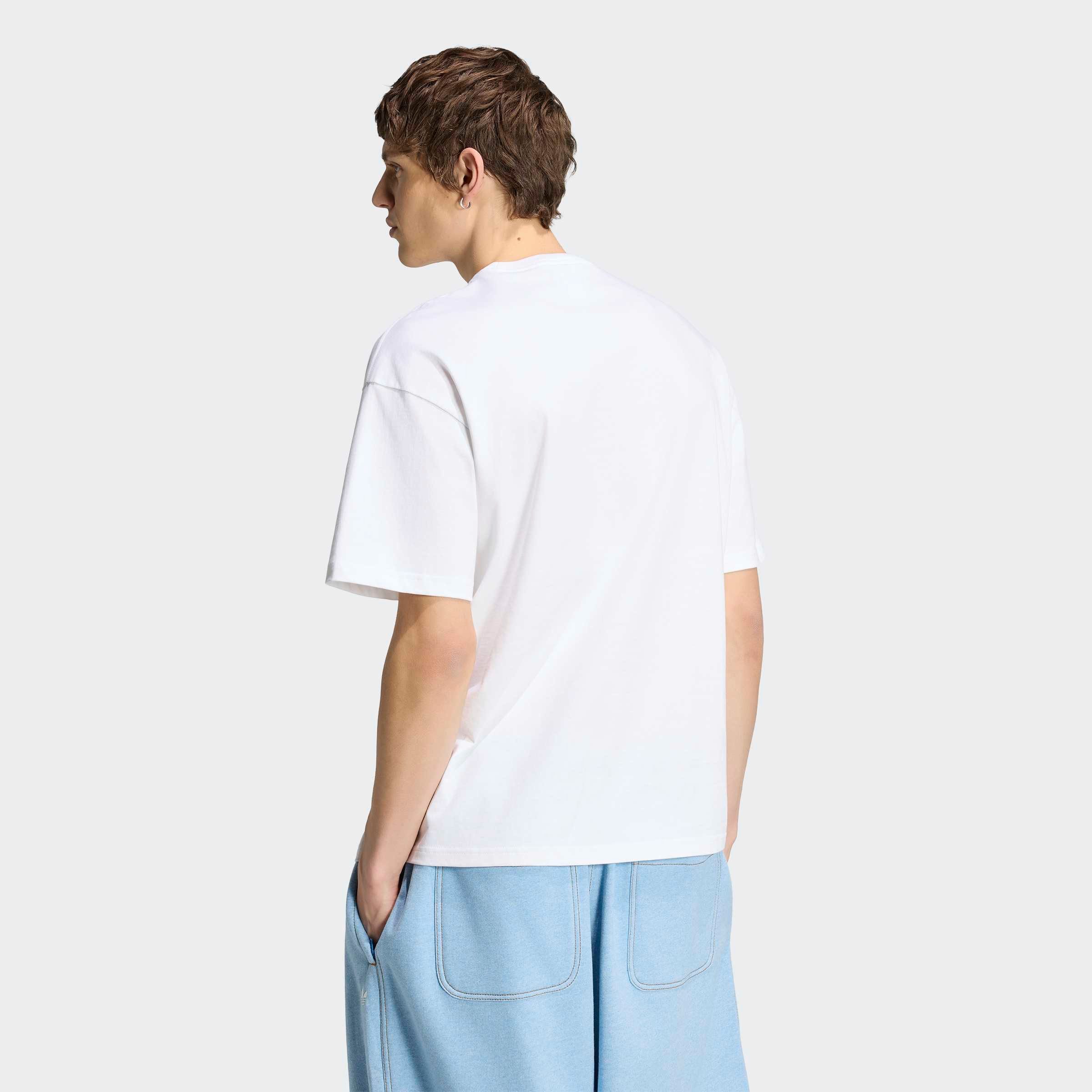 adidas Originals T-Shirt TREFOIL ESSENTIALS, LOCKER GESCHNITTEN für Erwachsene, mit Rundhalsausschnitt, ohne Verschluss, aus Baumwolle