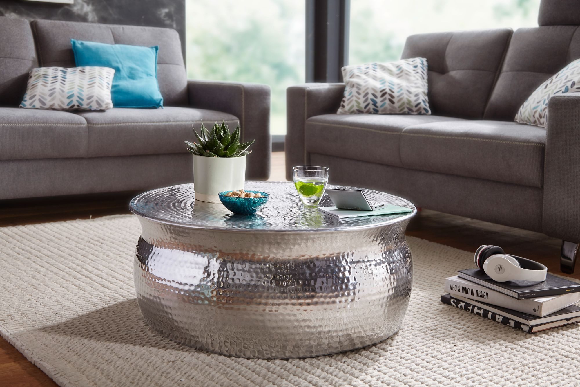 Wohnling Couchtisch WL5.451 Wohnzimmertisch Sofatisch Rund Hammerschlag Silber Modern (75x31x75 cm Aluminium Hammerschlag Silber Rund), Sofatisch Orientalisch, Großer Wohnzimmertisch