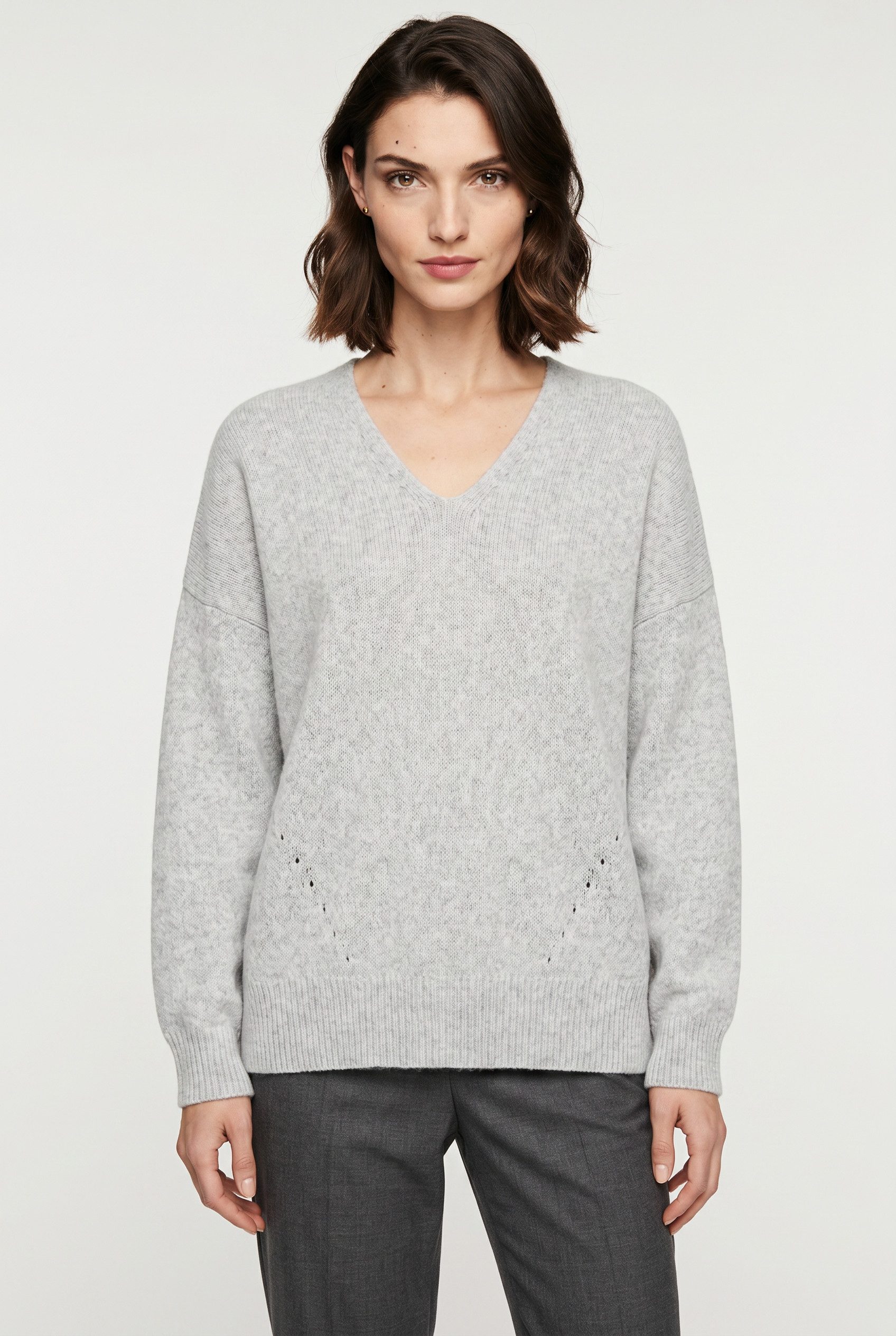 BOSS ORANGE Strickpullover Fondyssa Premium Damenmode im Relaxed Fit, V-Ausschnitt