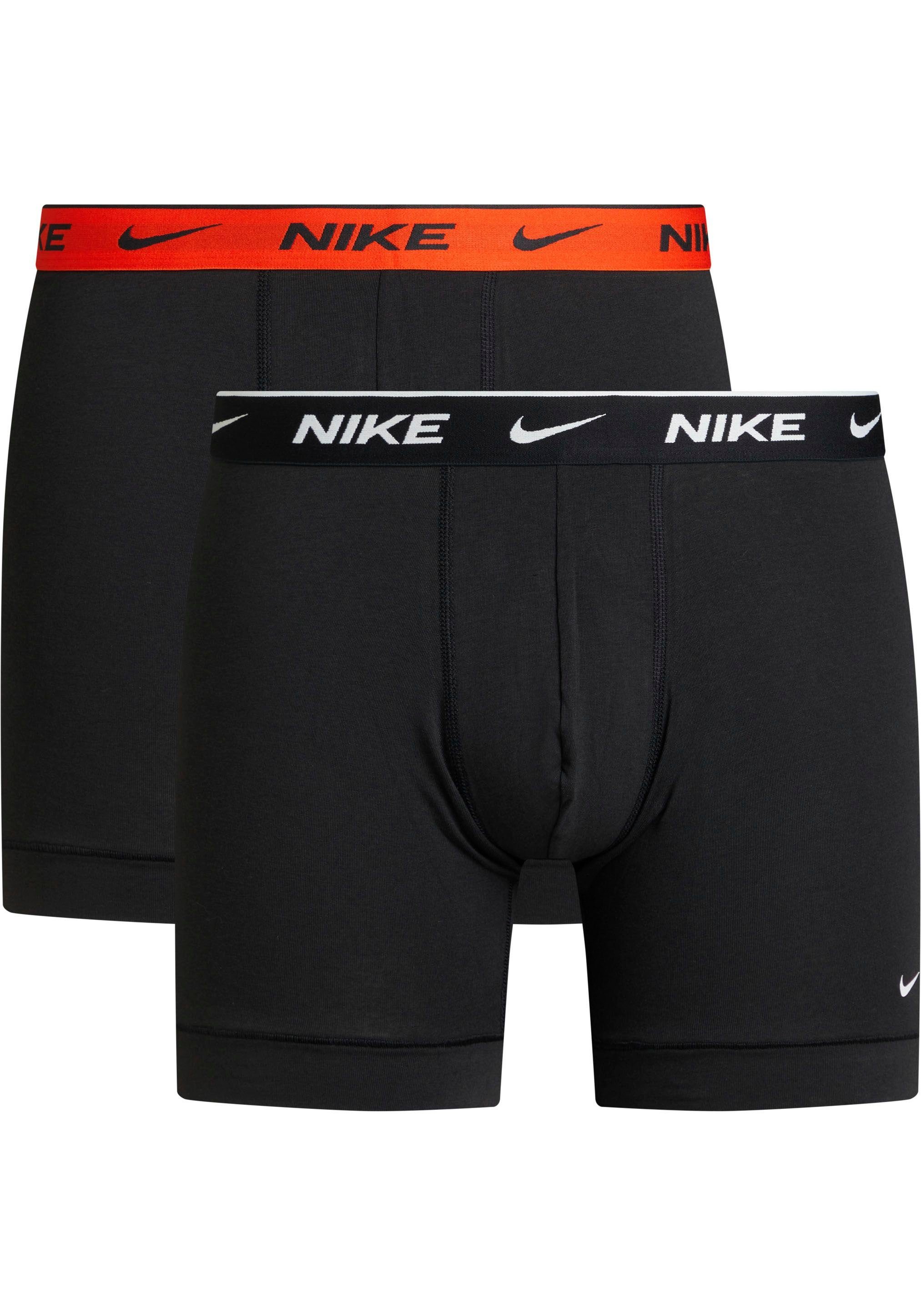 NIKE Underwear Boxer BOXER BRIEF 2PK (Packung, 2-St., 2er-Pack) mit längerem Bein & NIKE Logo-Elastikbund (3 Stück)