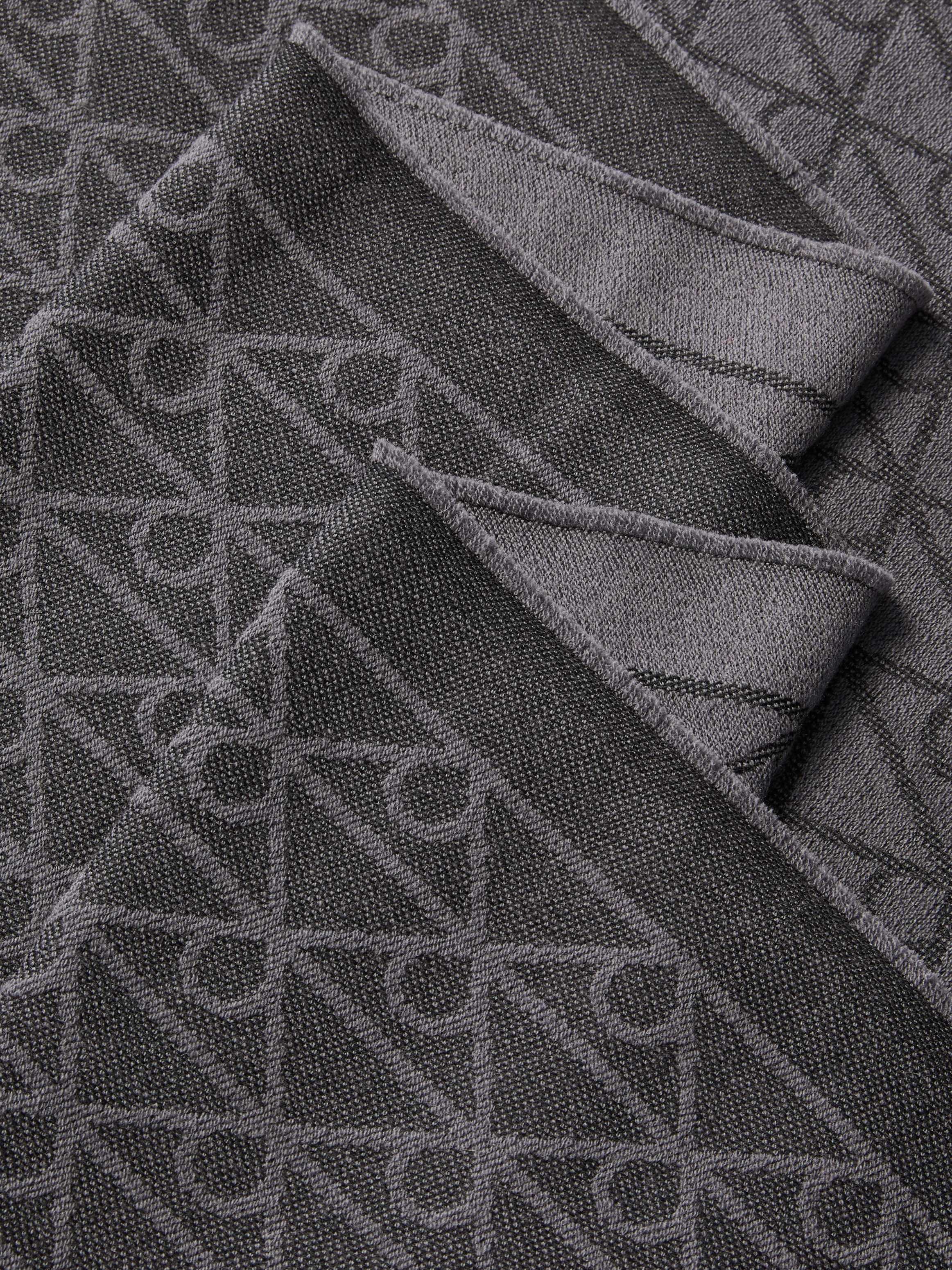 Calvin Klein Modeschal, Regular fit