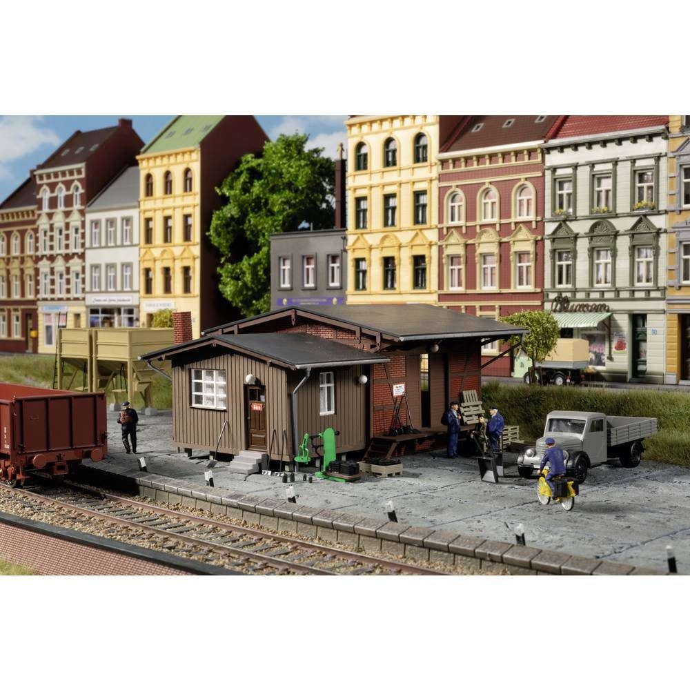 Modelleisenbahn-Gebäude H0 Brennstoffhandel