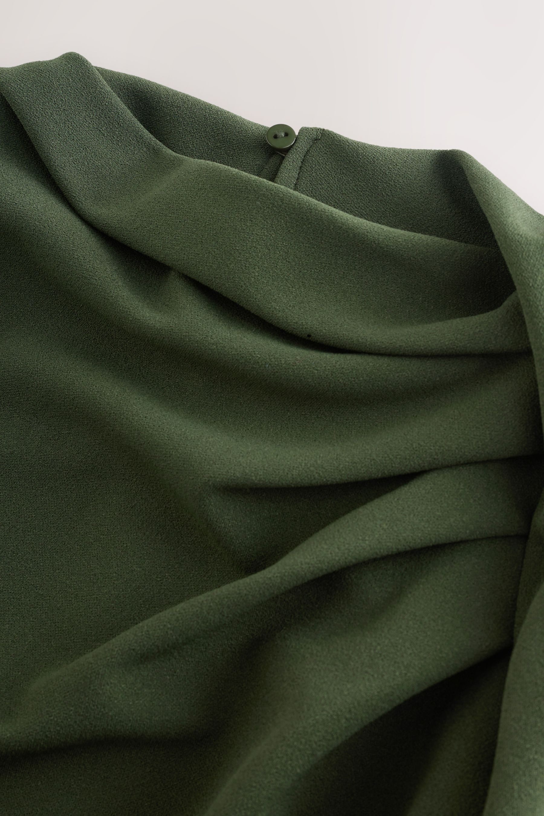 Next Jumpsuit Festlicher Jersey-Overall mit Wasserfallkragen (1-tlg) günstig online kaufen