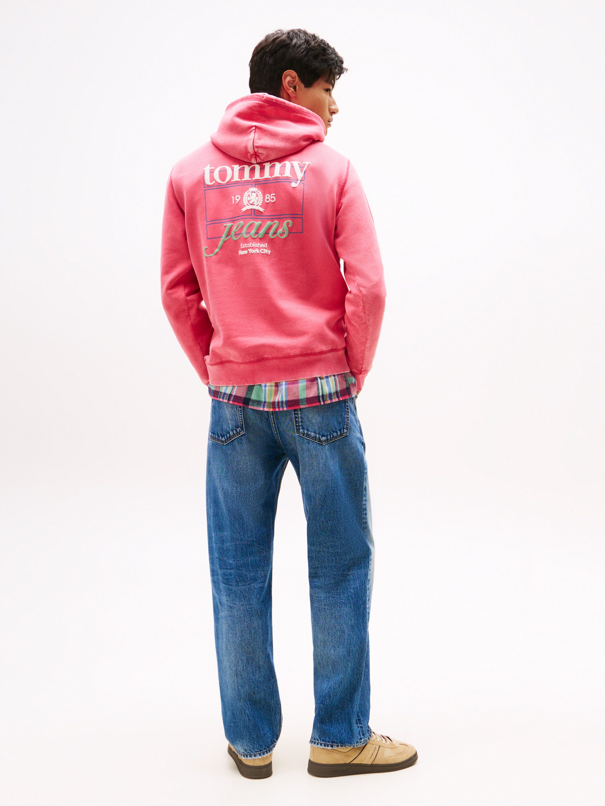 Tommy Jeans Hoodie TJM WASHED CREST PLAY regular fit, Sweatshirt, Rückenprint – Bild 5 von 5