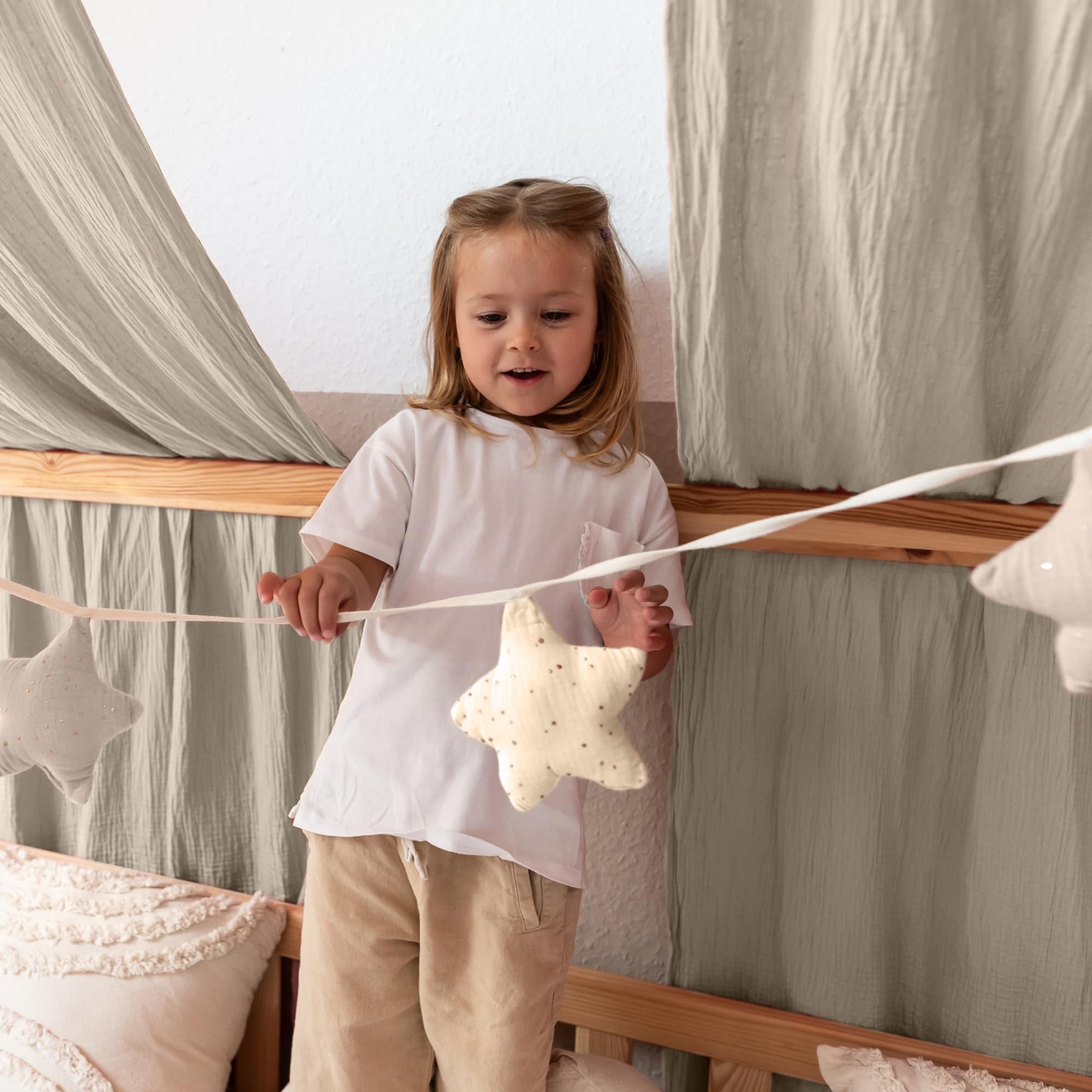 lilimaus Wimpelkette Sternenkette für Kinderzimmer - handgenähte Stoff-Girlande, handgefertigte Stoff-Girlande ca. 300 cm - Wimpel oder Sterne – Bild 3 von 5