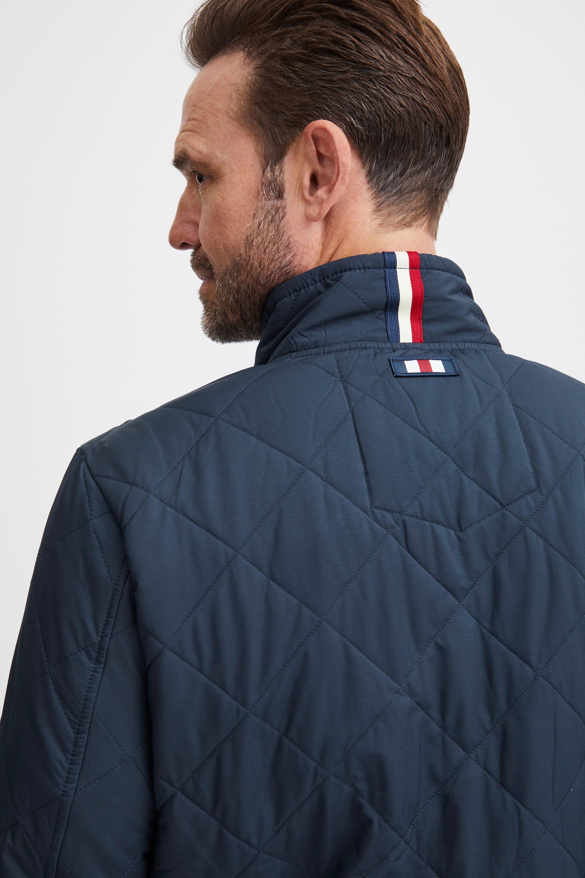 FQ1924 Steppjacke FQJacob Modische Steppjacke mit Umlegekragen