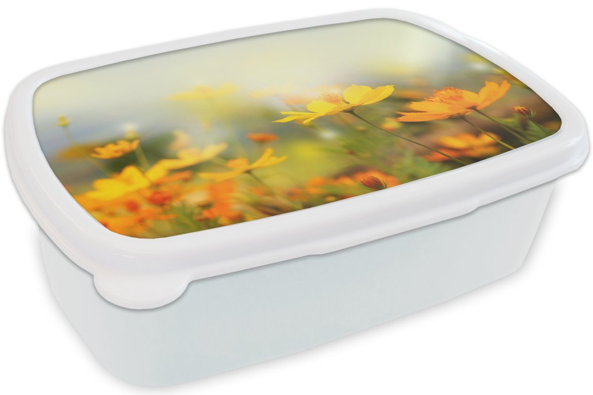 MuchoWow Lunchbox für Jungs Erwachsene, Gelb, Blumen Kinder Brotdose, - - und Brotbox (2-tlg), Landschaft und Mädchen für Kunststoff, weiß