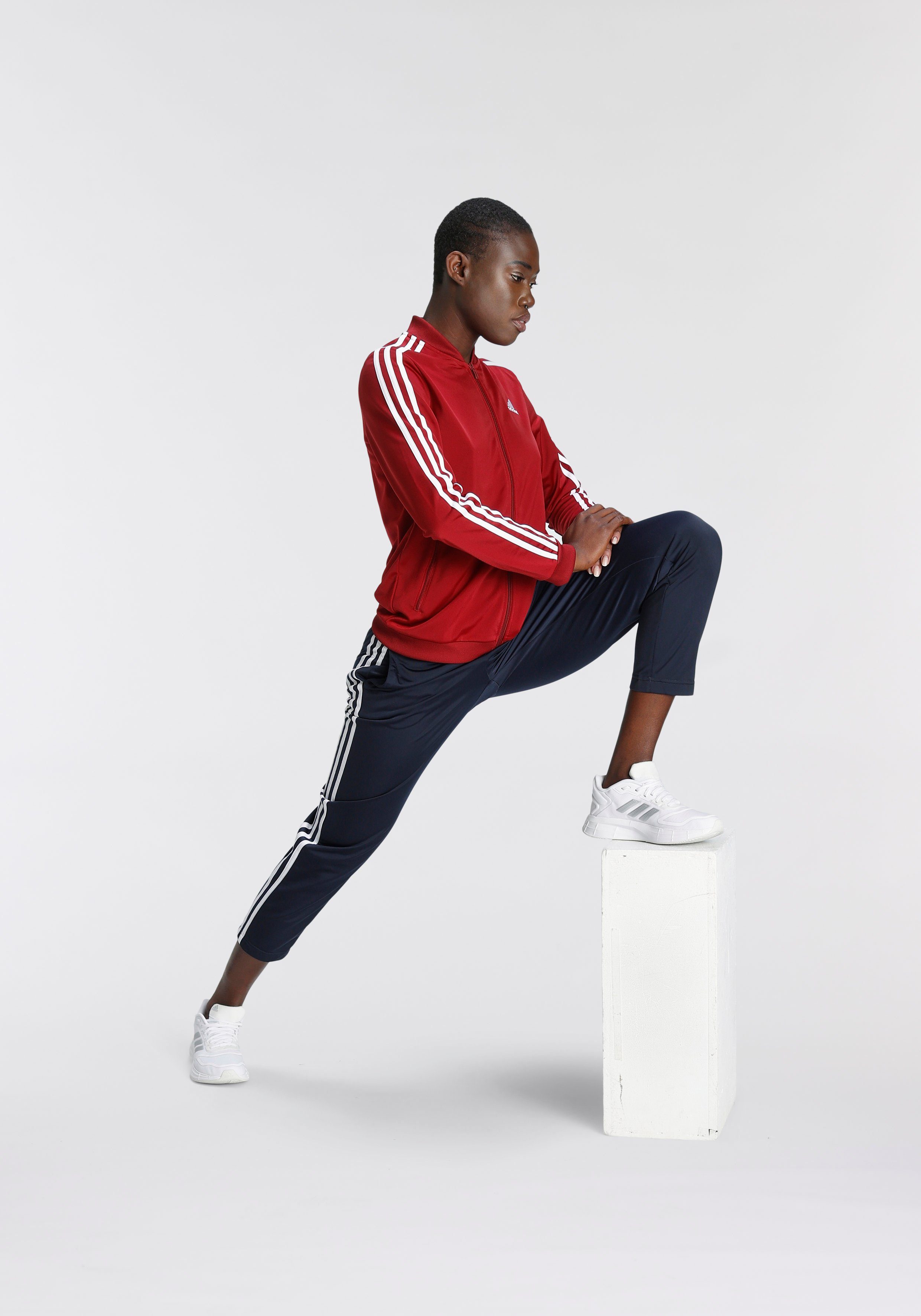 adidas Sportswear ESSENTIALS (2-tlg) Trainingsanzug LEGINK/CBURGU 3-STREIFEN
