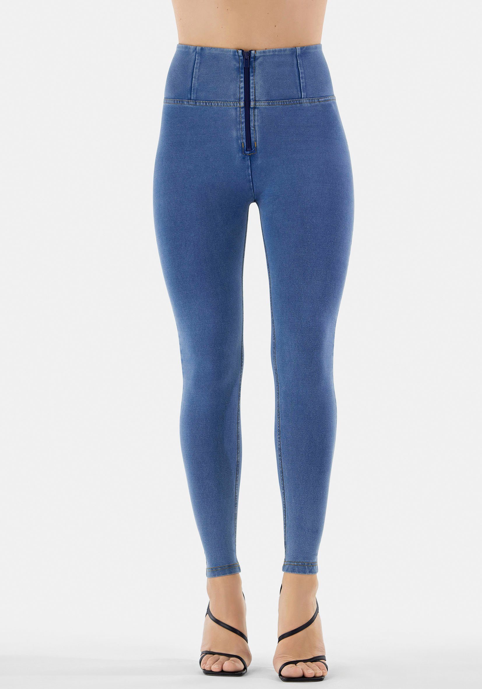 Freddy Jeggings WRUP mit hohem Bund und Push-Up Effekt light blue