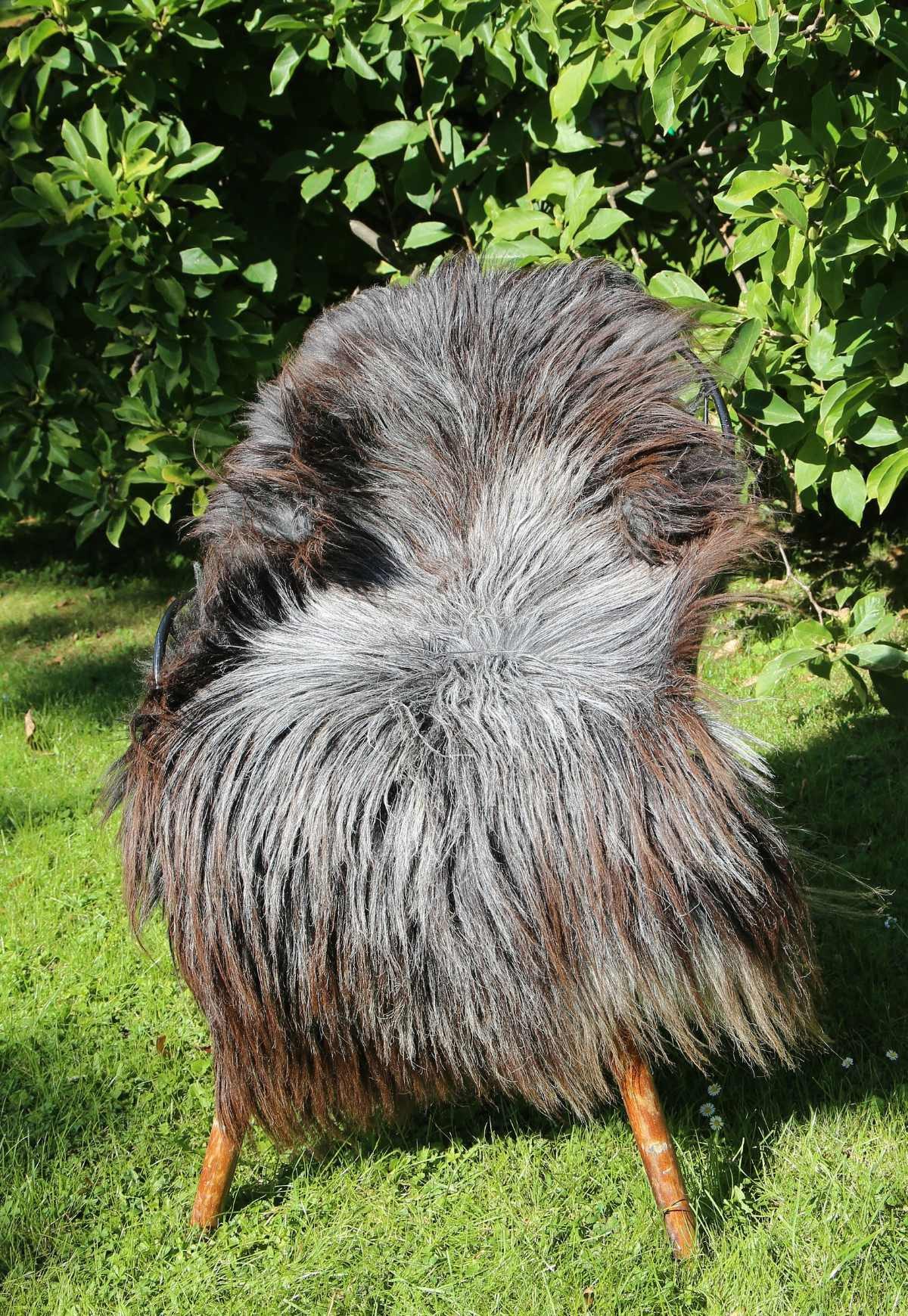 Hollert Fellteppich, Tierform, Lammfell Heidschnucke Graubraun