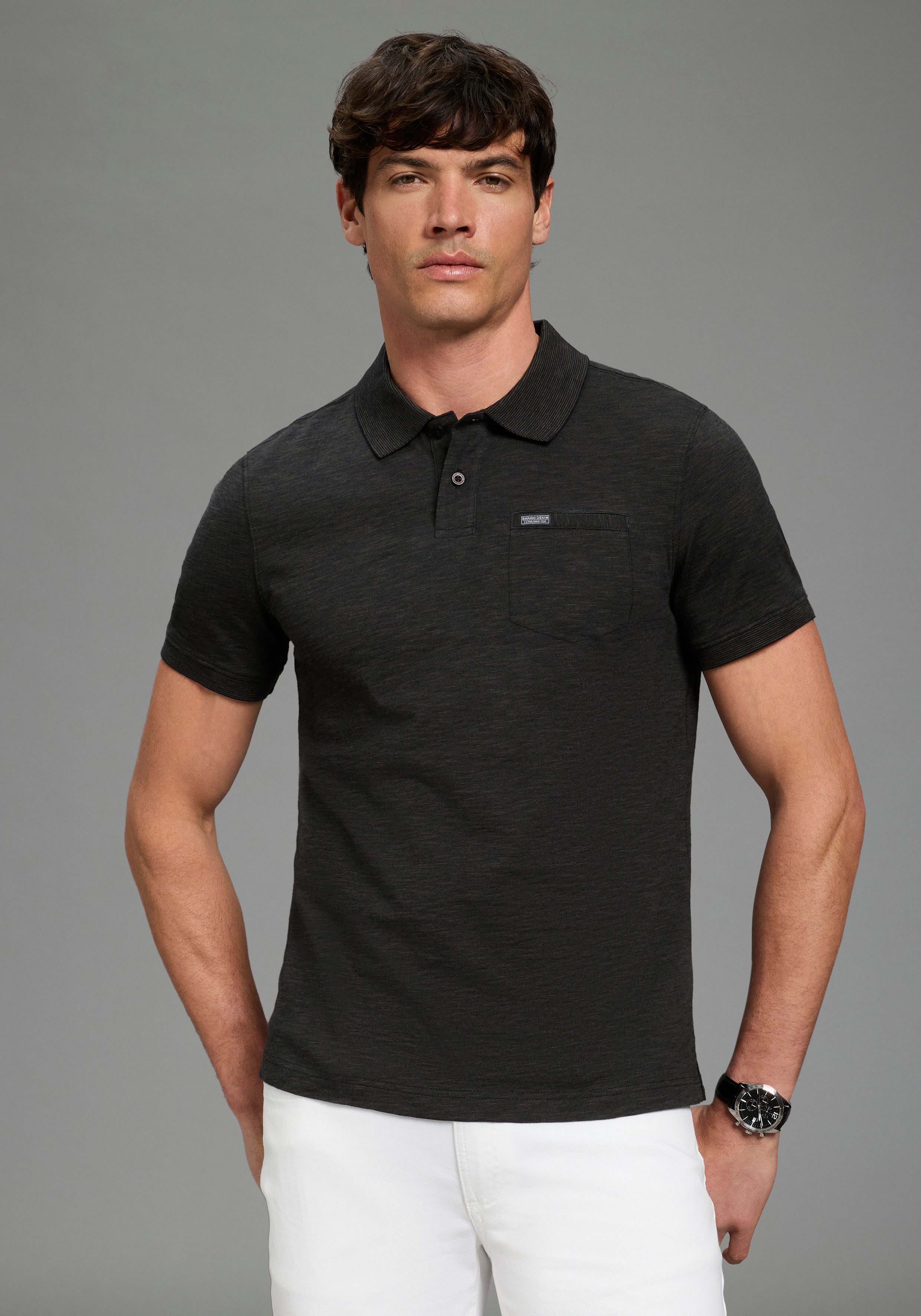 Bruno Banani Poloshirt schmale Passform, Kurzarm, mit Polokragen und Knöpfen. € 24,99, (€ 24,99 pro 1 Stk).