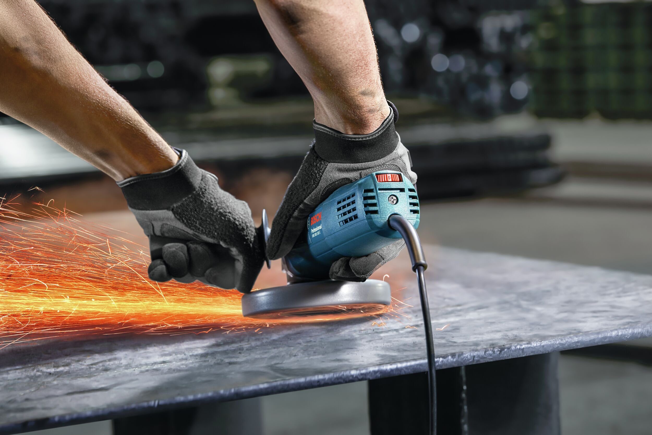 Bosch Professional Winkelschleifer GWS 9-125 S, max. 11000 U/min, Mit Aufnahmeflansch - im Karton