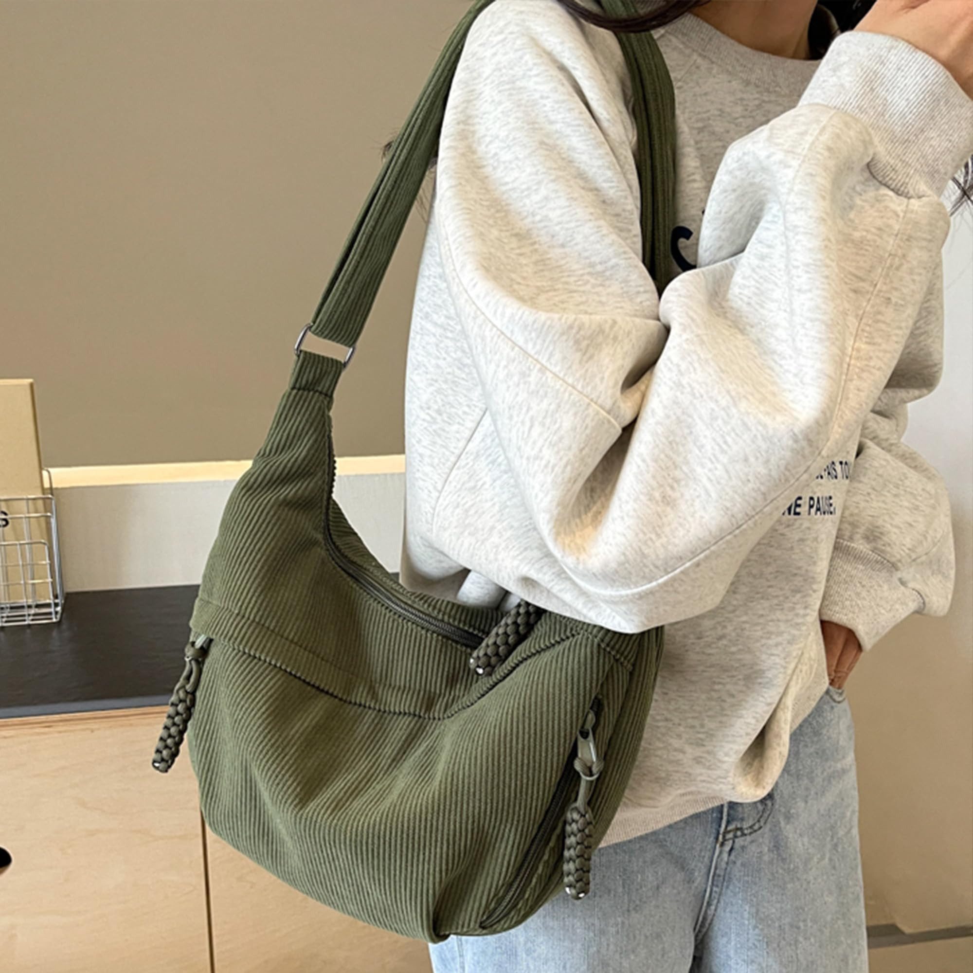 Cachito Umhängetasche Schultertasche Damen Kordsamt-Schultertasch, Mit Schultergurt Einstellbar, Gürteltasche für jeden Anlass – Bild 4 von 4