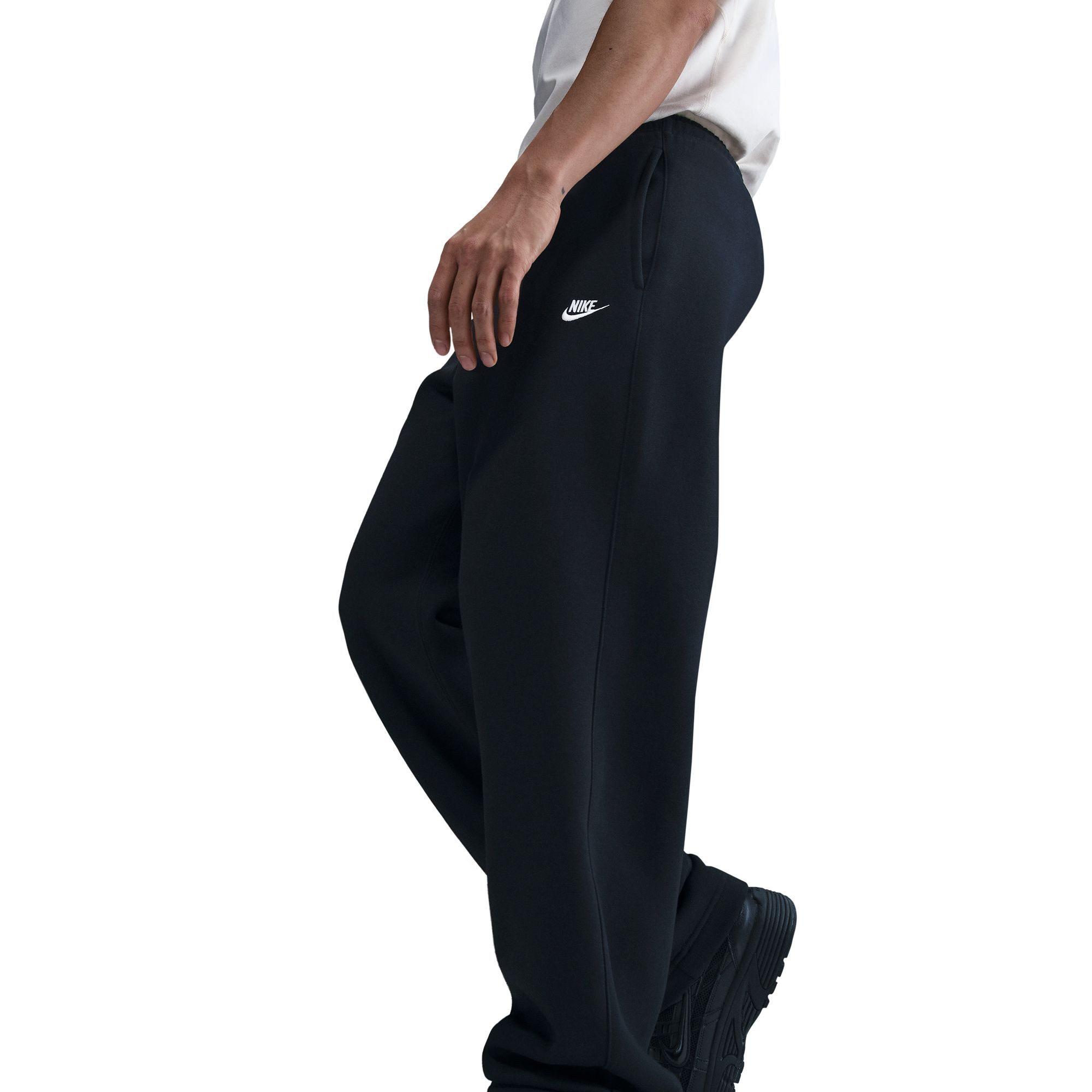 Nike Sportswear Sporthose M NK CLUB BB OH PANT mit Eingrifftaschen und Gesäßtasche, aus Baumwollmischung