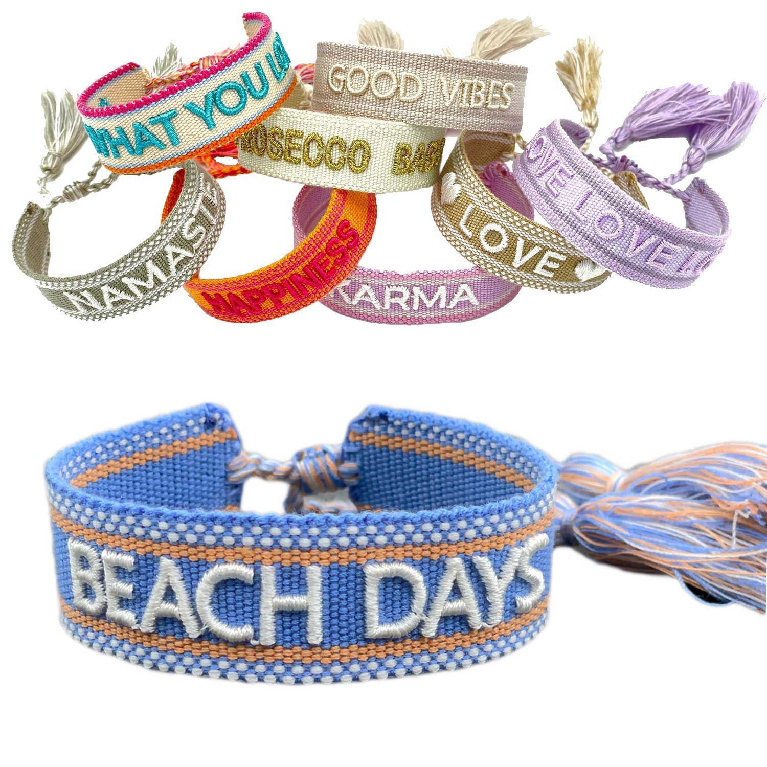 LS-LebenStil Armband Canvas Statement Armband Beach Days Blau Weiß Quasten bestickt (Baumwollarmband Webarmband Armbandliebe Freundschaftsarmband Freundschaftsband Partnerarmband, 1-tlg., textil geflochten gewebt - hochwertiger gestickter Spruch), perfekt als Serviettenring – personalisiert auch für Hochzeiten usw