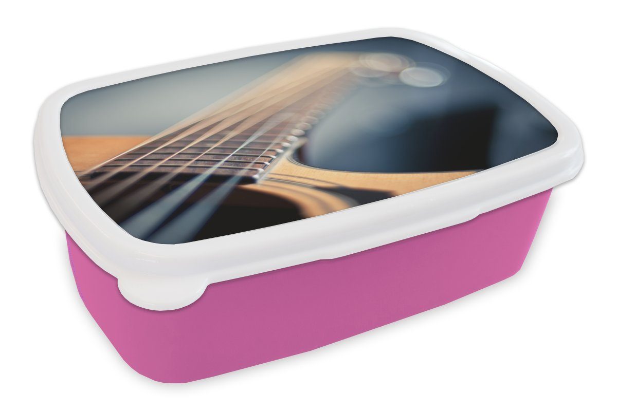 MuchoWow Lunchbox Saiten Nahaufnahme Brotbox Gitarre, rosa Erwachsene, einer (2-tlg), für akustischen Kinder, Kunststoff der Mädchen, Snackbox, Kunststoff, Brotdose