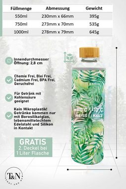 TRENDY AND NEW Trinkflasche T&N Glasflasche TROPICAL LEAVES EDITION 550ml 750ml 1 Liter - Bambus, Trinkflasche Glas 0,5l 0,75l 1l mit Neoprenhülle mit Blatt Muster, Wasserflasche auslaufsicher, Glastrinkflasche aus dickerem Borosilikatglas, als Glaskaraffe oder Wasserkaraffe geeignet, Schlankes Design