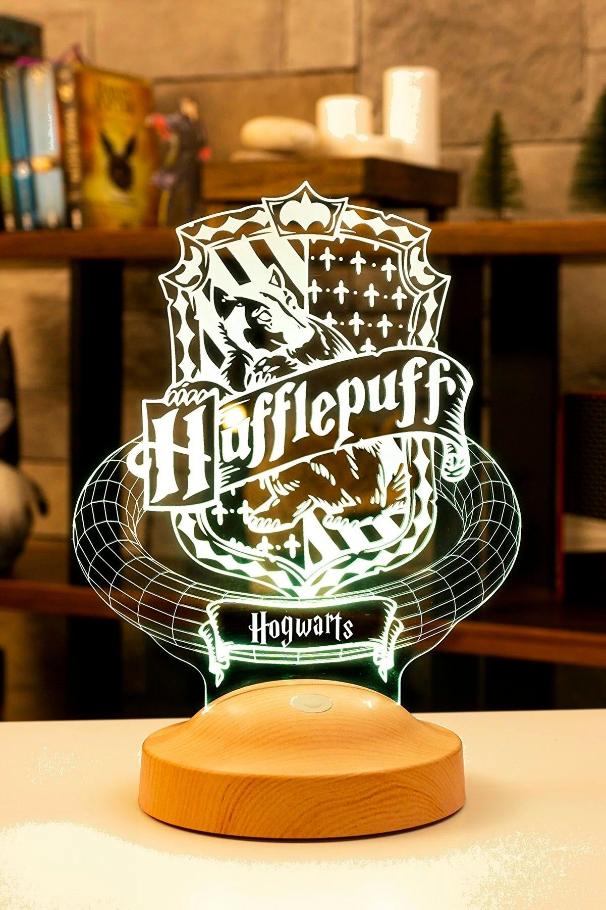 Geschenkelampe LED Nachttischlampe Hufflepuff Hogwarts Harry Potter LED-Nachtlicht Geschenke Lampe, LED fest integriert, 6 Farben