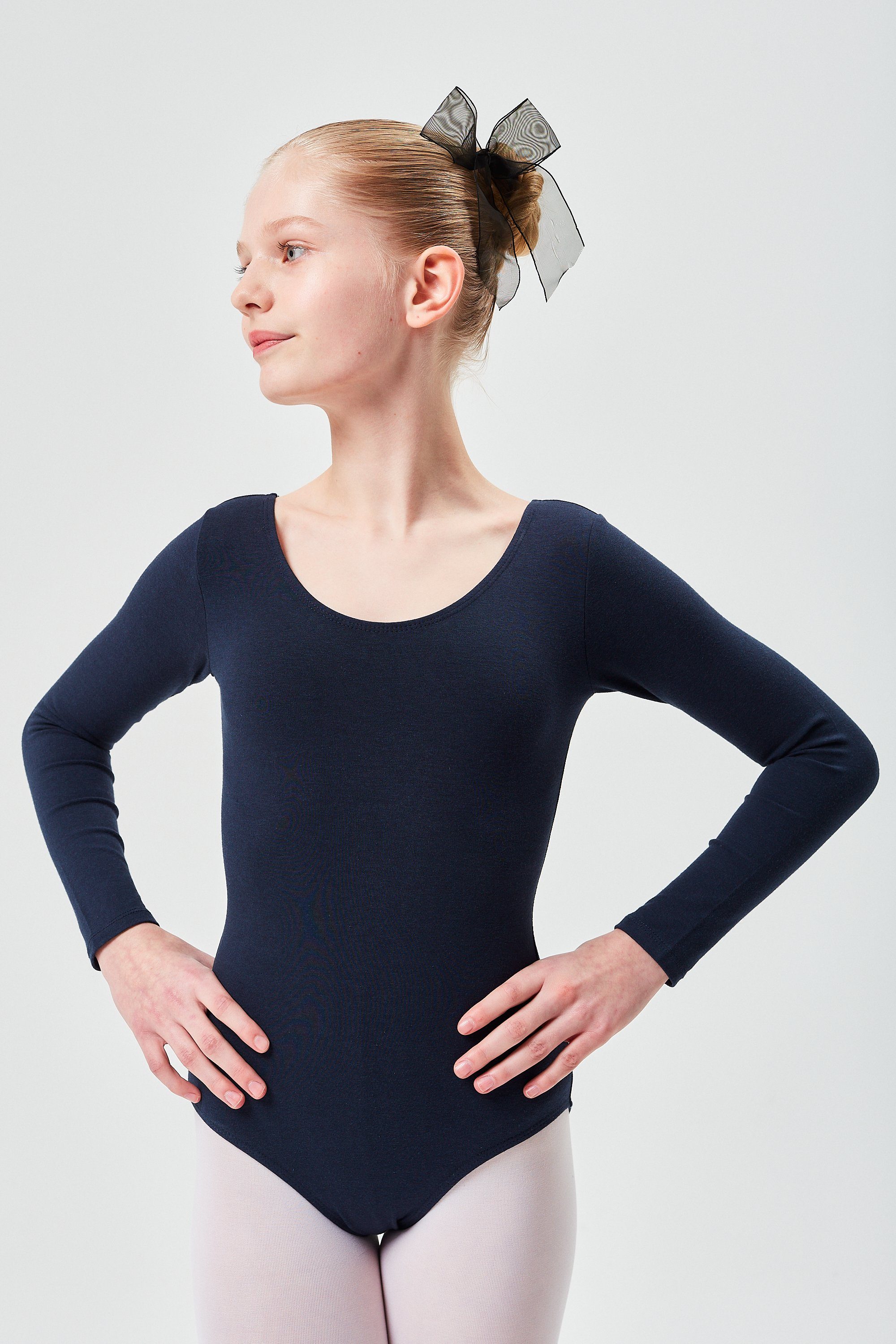 tanzmuster Body Ballettbody Lilly aus weichem Baumwollmischgewebe Langarm Trikot fürs Kinder Ballett marineblau