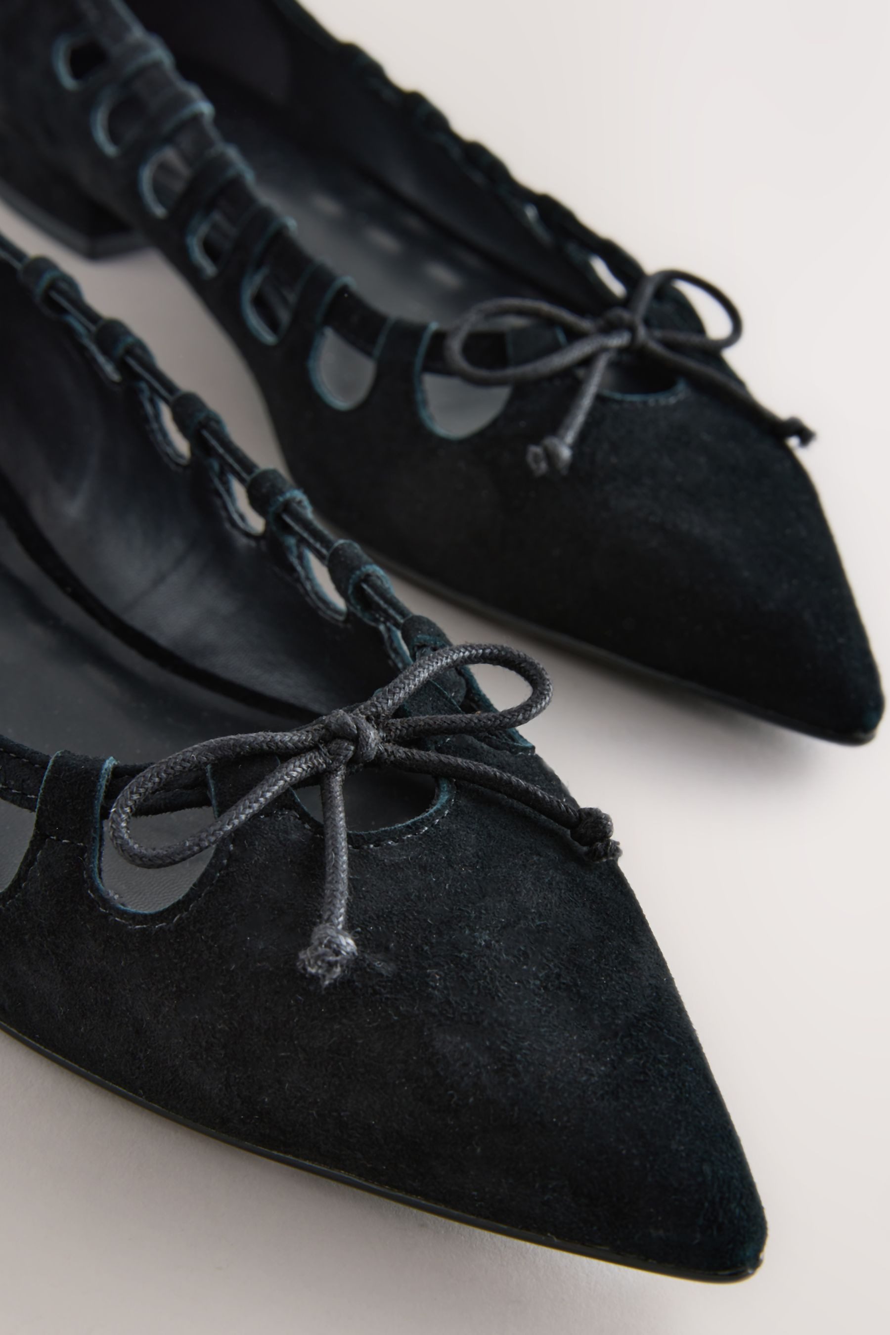 Next Forever Comfort® Spitze Lederschuhe mit Cutout Ballerina – Bild 5 von 5