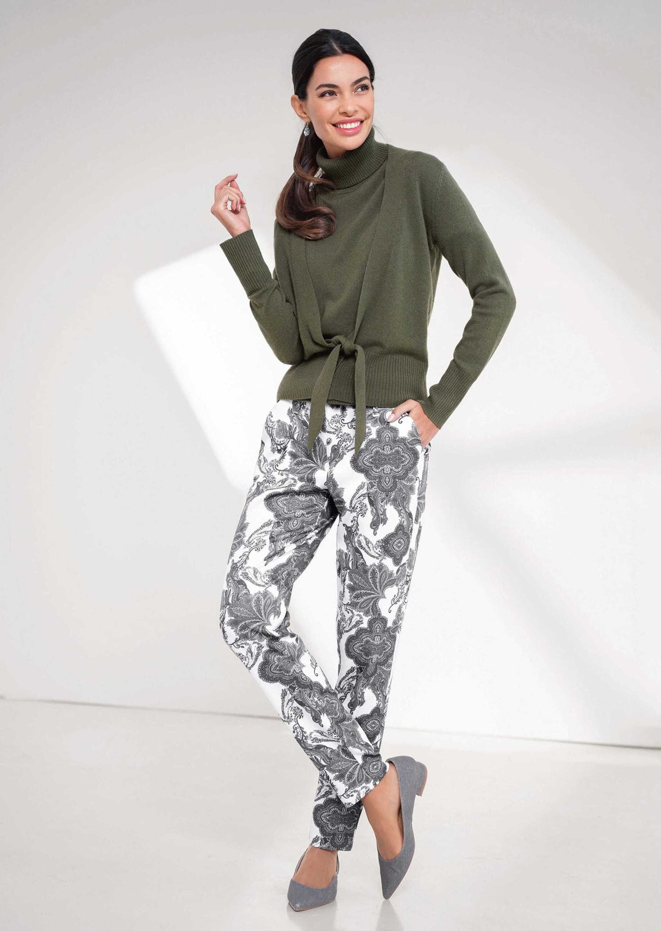MADELEINE Strickjacke Kaschmir-Strickjacke mit tiefem V-Ausschnitt günstig online kaufen