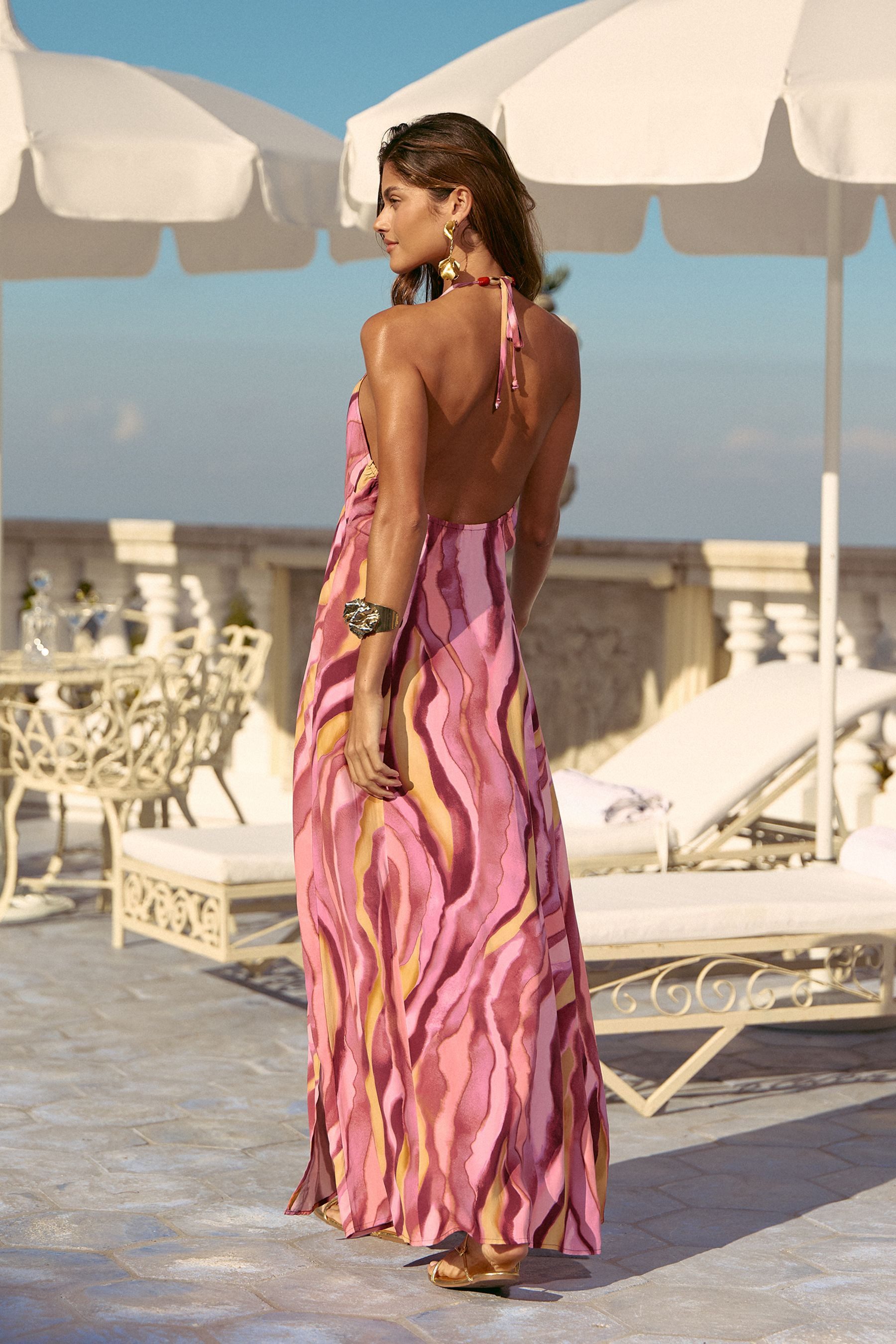 LIPSY Maxikleid Lipsy Maxikleid mit schmalen Trägern, Regular (1-tlg)