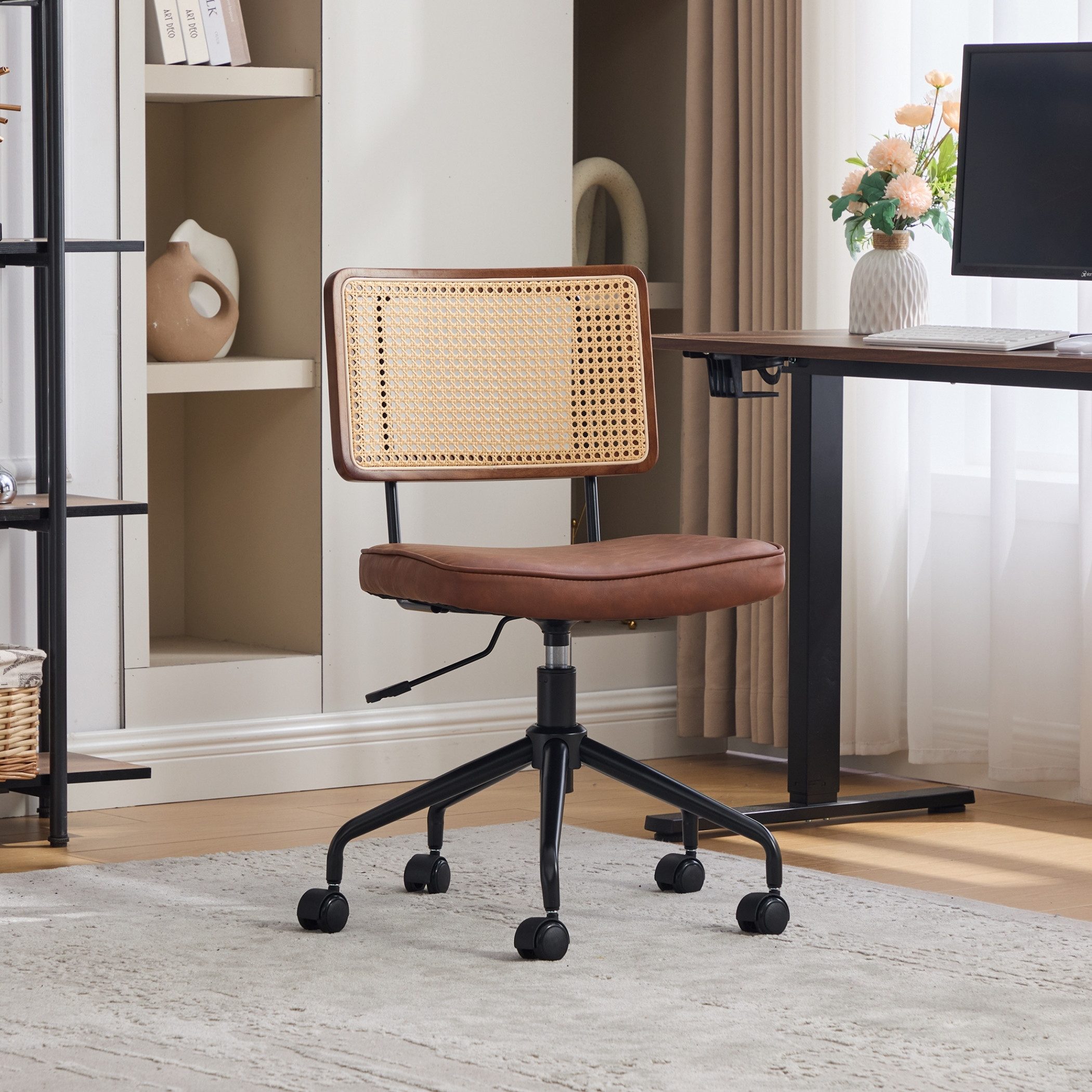 SeedWave Bürostuhl Höhenverstellbarer Drehstuhl mit Holzrahmen Rattanrücken, Polstersitz, PU-Leder,Metallgestell Akzentstuhl im Industrial Stil für Home Office