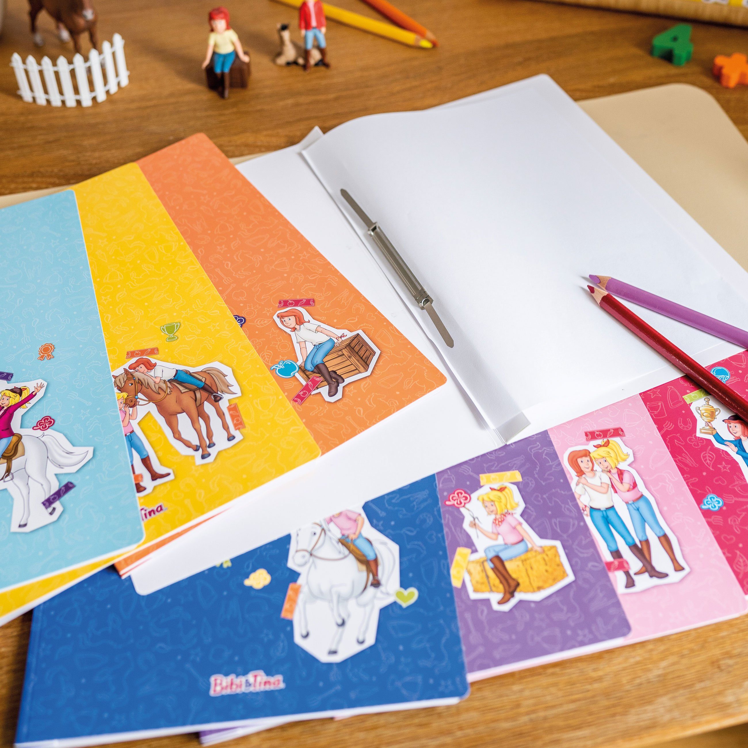PAPIERDRACHEN Schulheft 8 Schnellhefter aus Karton – DIN A4 – tolles Designs