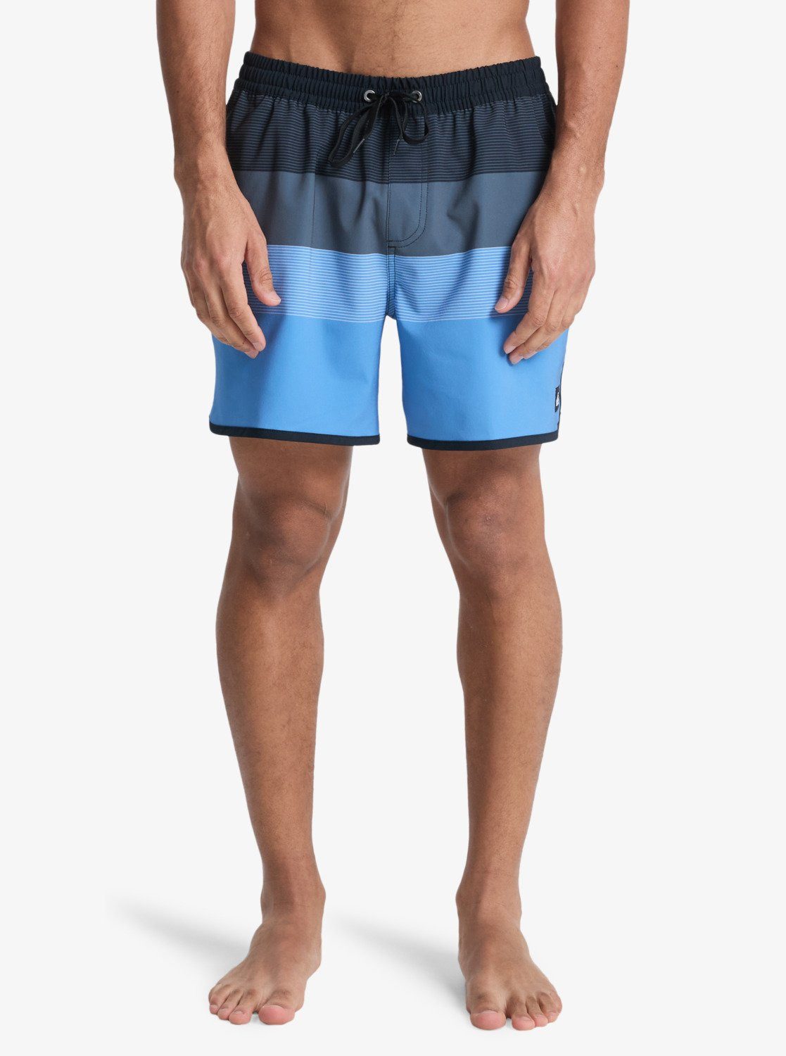 Quiksilver Badeshorts STRETCH SCALLOP VOLLEY 16 bequeme Passform, schnell trocknendes Material, PFC FREE Technologie