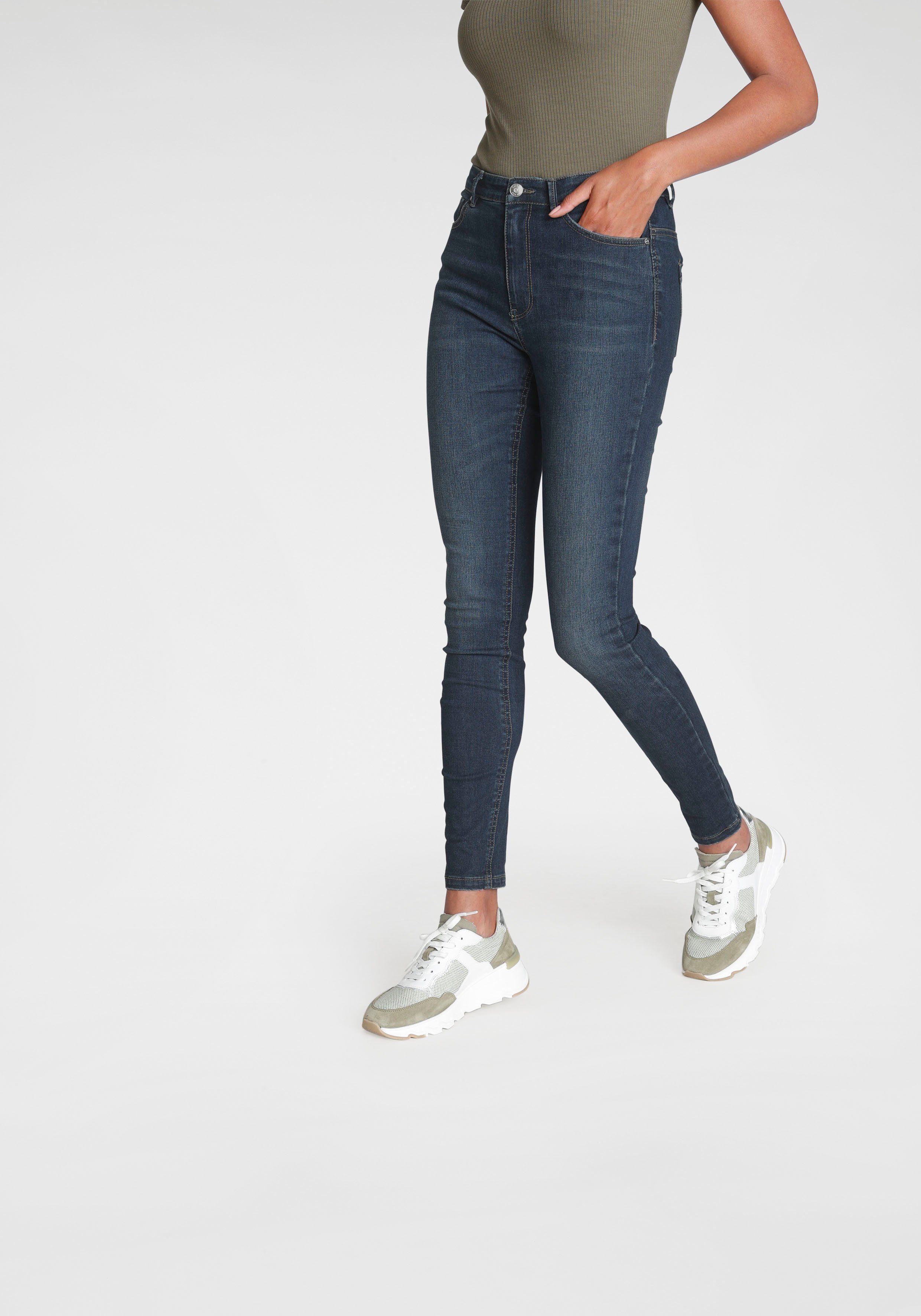ONLY Skinny-fit-Jeans ONLPAOLA – Extra-eng geschnittene Jeans mit figurformender Silhouette skinny fit, modisch, Denim, Baumwollmischung