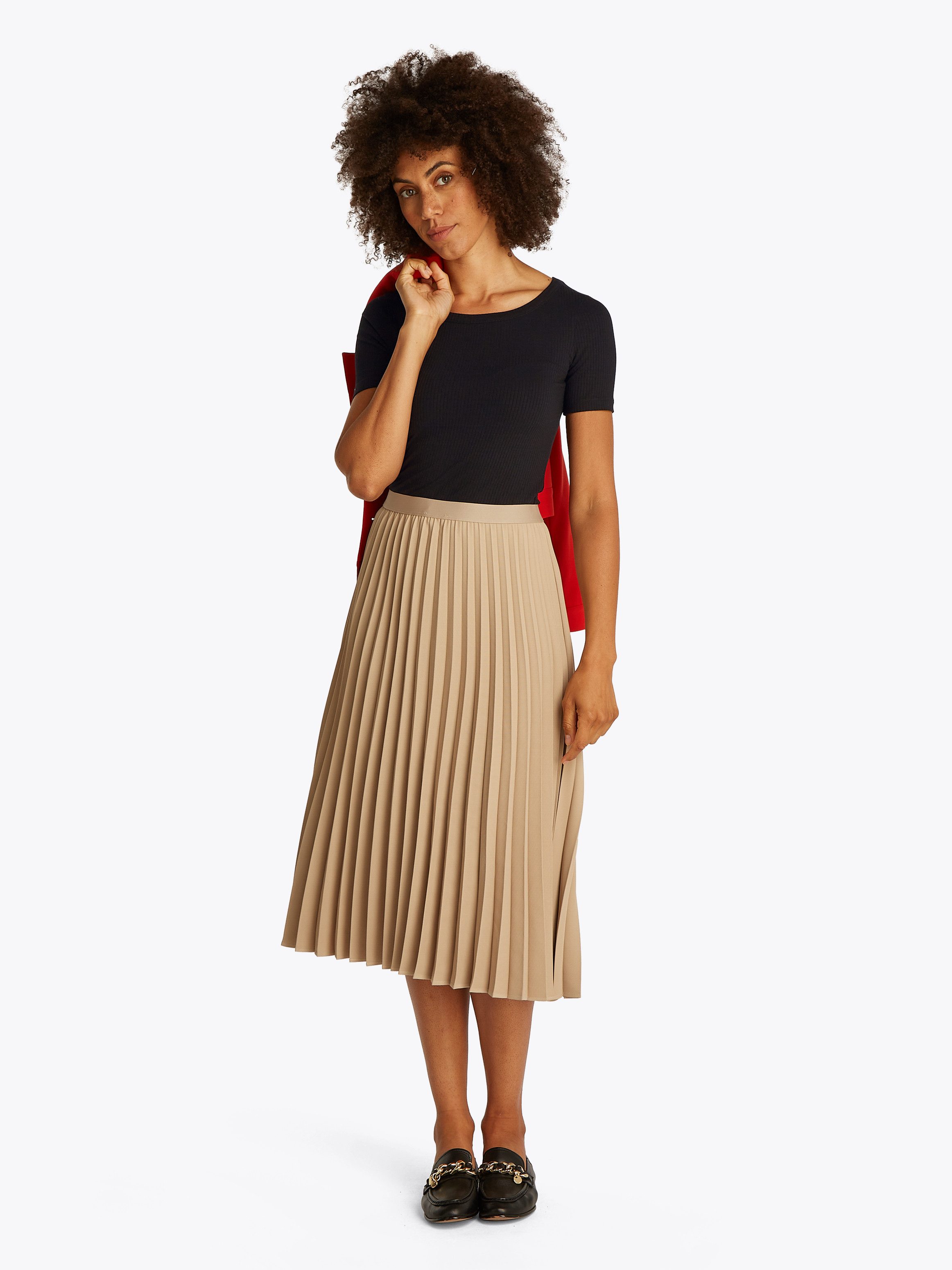 Tommy Hilfiger Rundhalsshirt SLIM 5X2 RIB O-NK SS mit dezenter Tommy Hilfiger Logostickerei