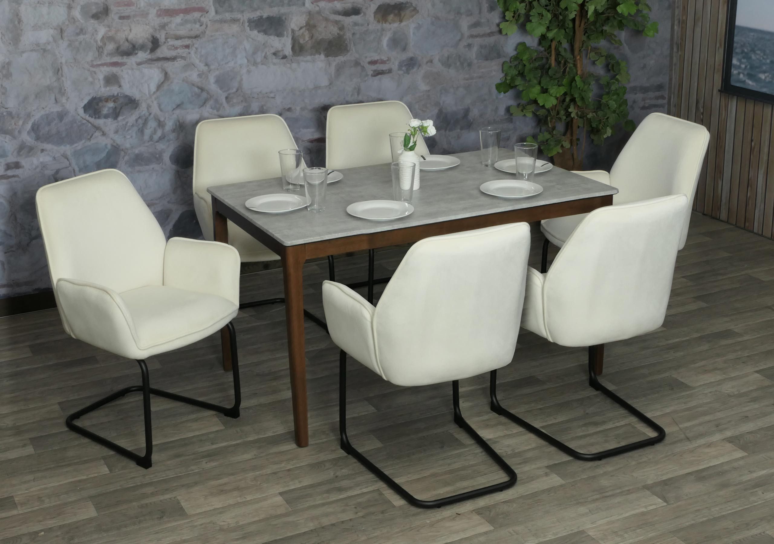 MCW Freischwinger MCW-G67-FS-6 (6er-Set, 6 St), Abgerundete Ecken, Mit Fußbodenschonern