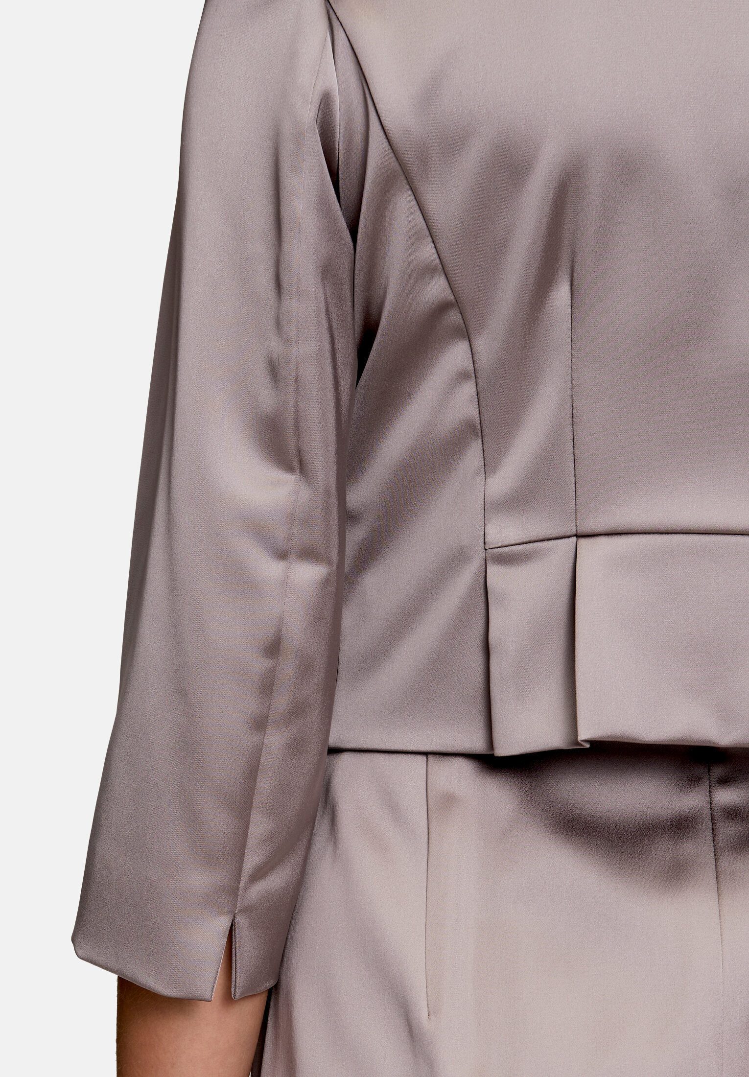 Vera Mont Bolerojacke Damen mit Kellerfalten