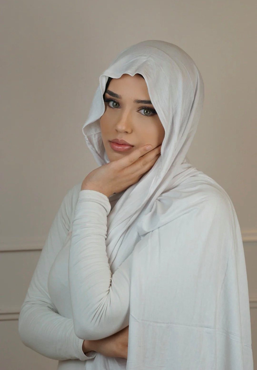 Losyana Kopftuch Jersey Kopftuch Hijab (Hidschab) Schal, Rutschfrei Stoff Weiß
